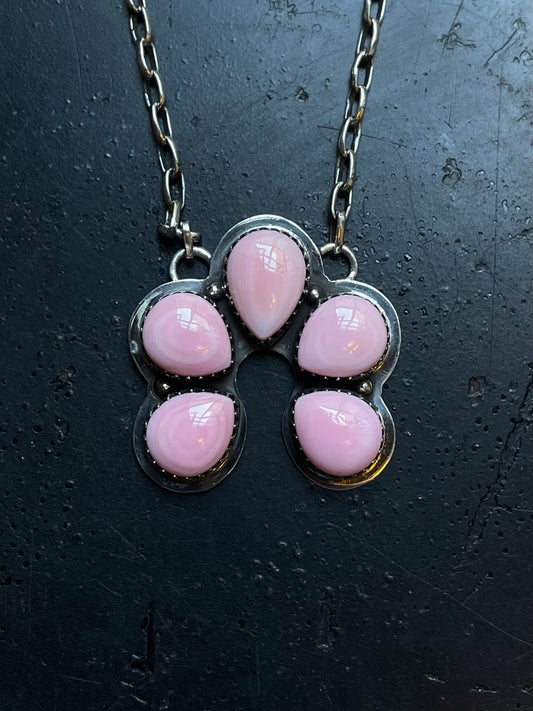 Pink Conch Naja Necklace | 925 Sterling Silver E327