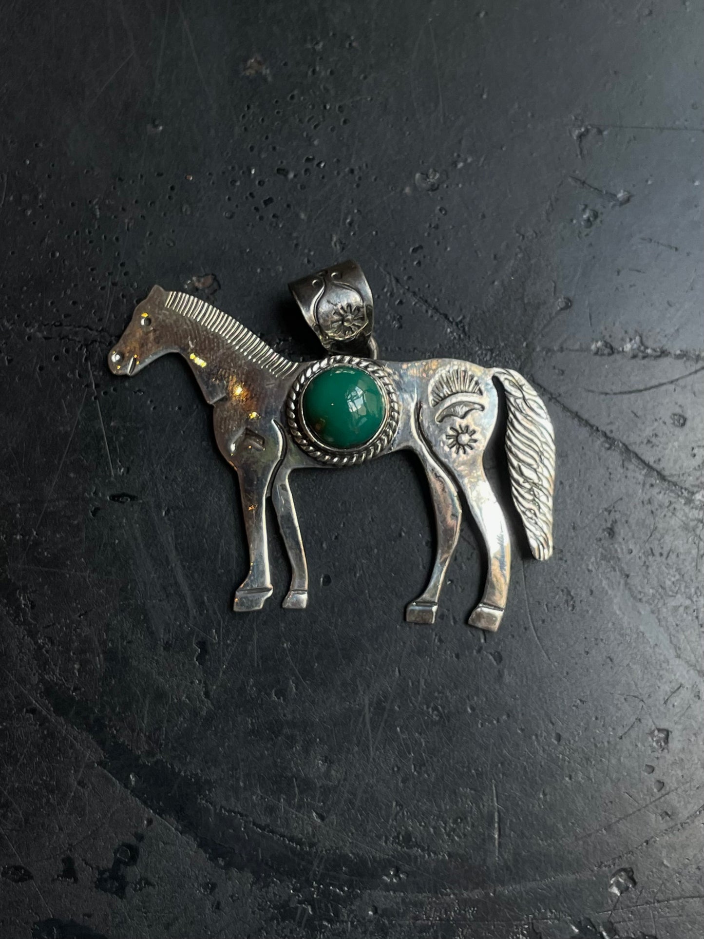 Kingman Turquoise Horse Pendant | 925 Sterling Silver E245
