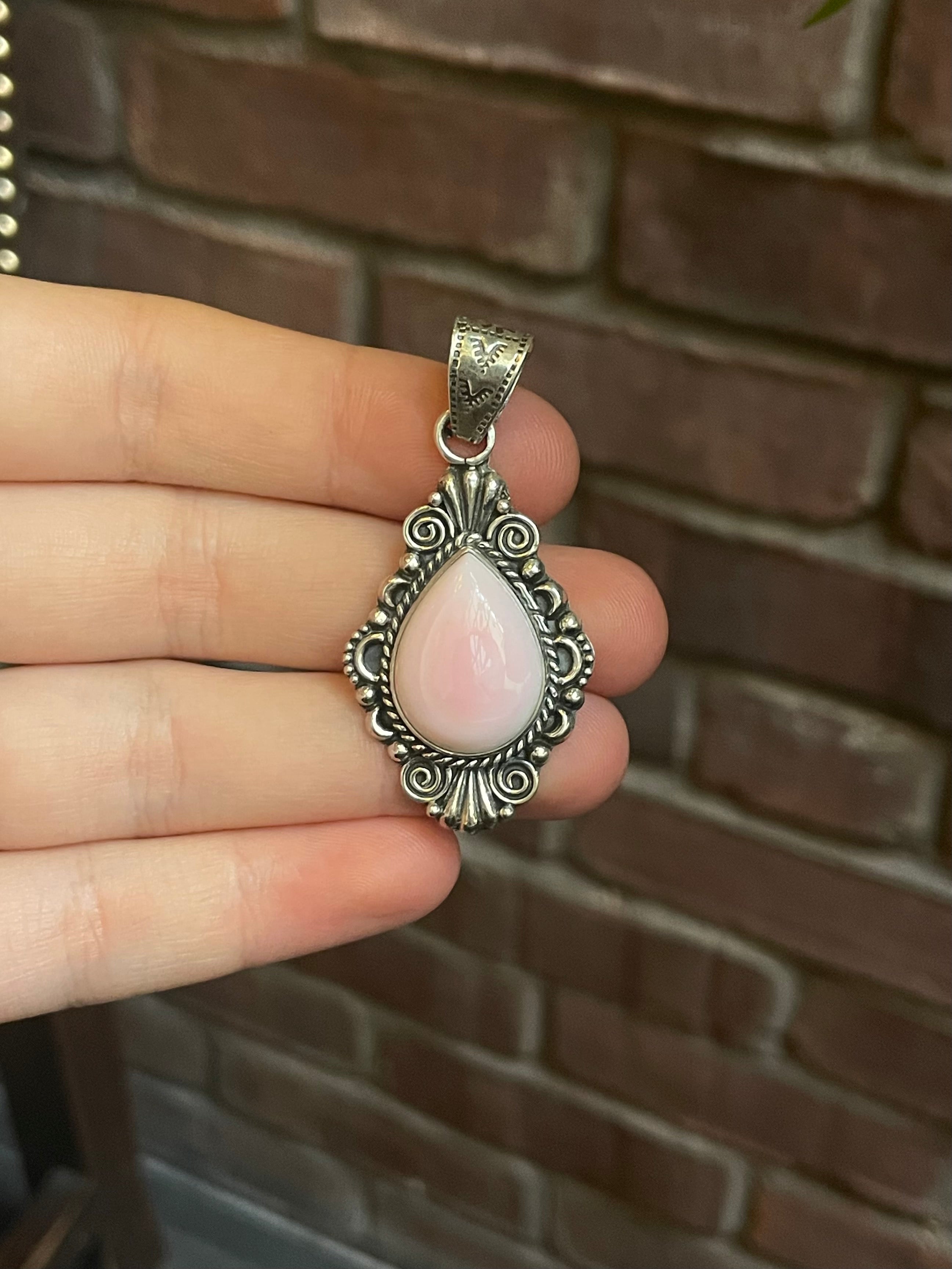 Pink Conch Pendant | 925 Sterling Silver C522