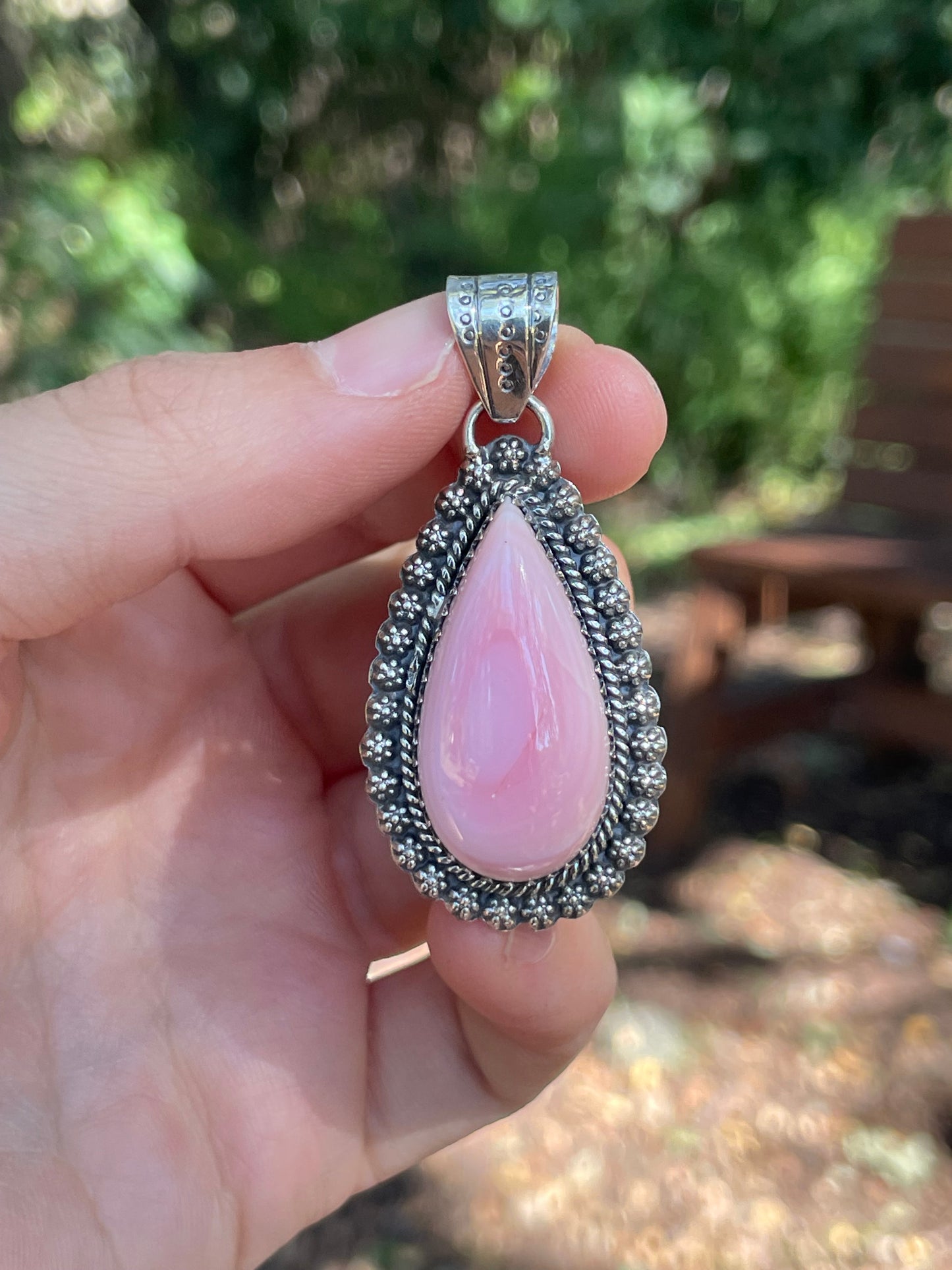 Pink Conch Tear Drop Pendant | Sterling Silver 925 B402