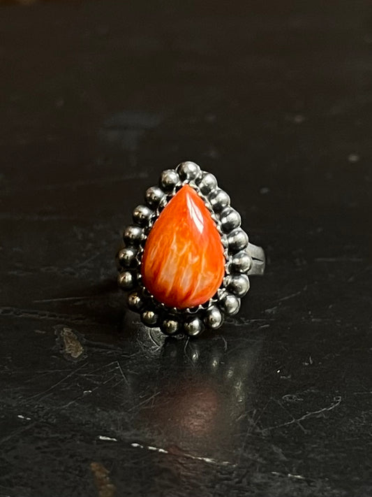 Spiny Oyster Tear Drop Ring | 925 Sterling Silver Size 6 E450
