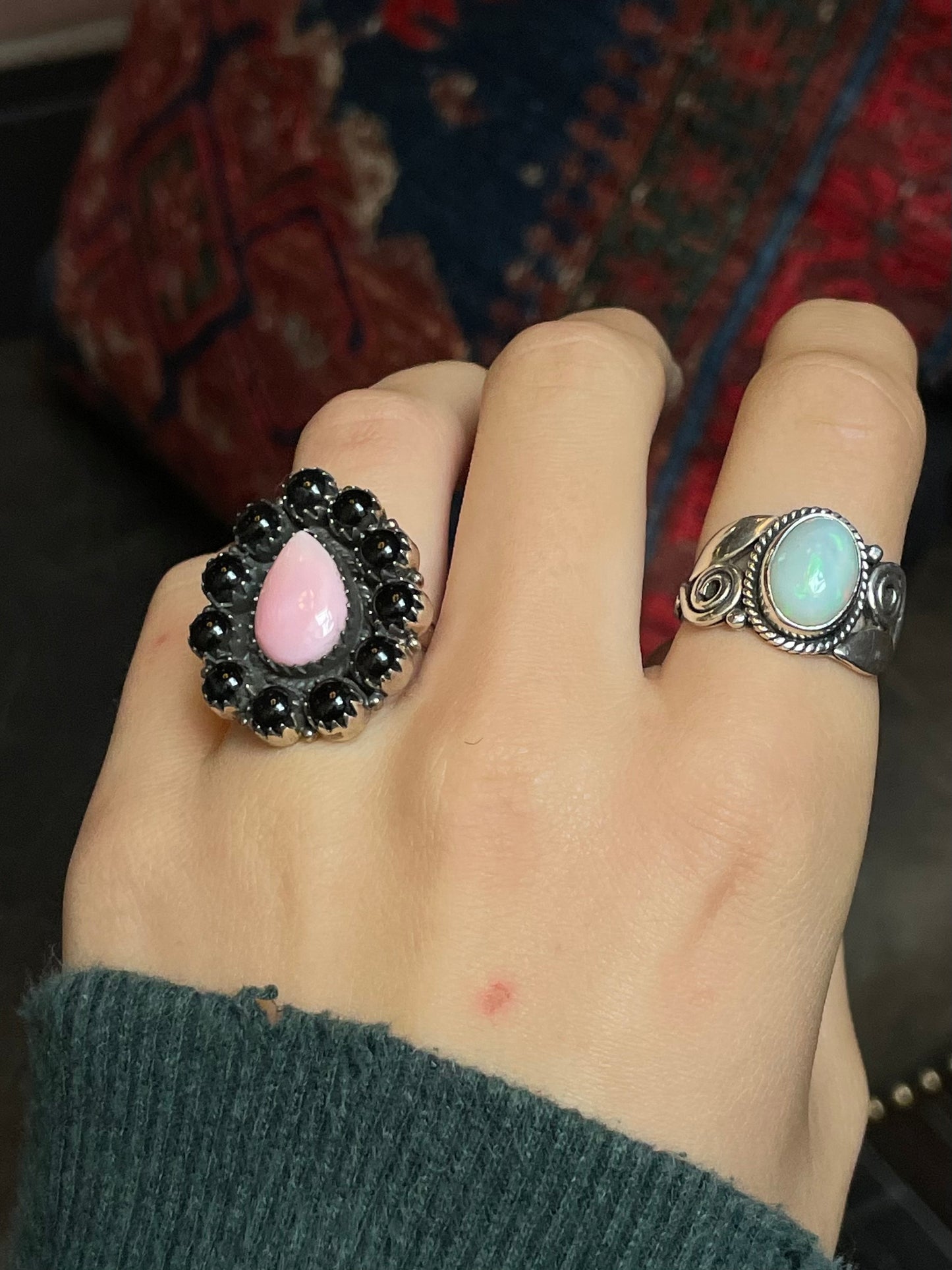 Pink Conch & Black Onyx Cluster Ring | Sterling Silver | Size 8 G341