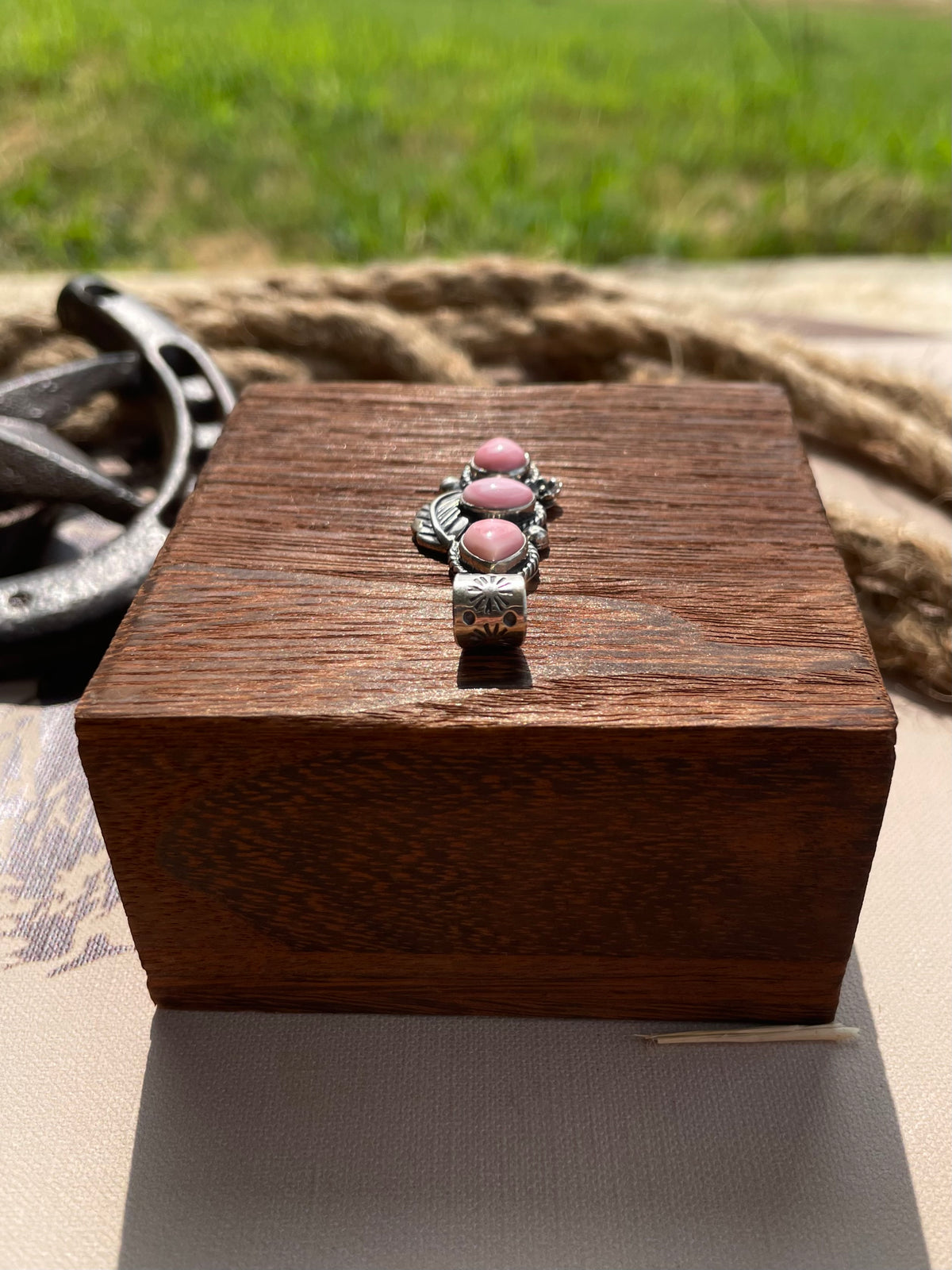 Pink Conch Leaf Pendant | 925 Sterling Silver G696