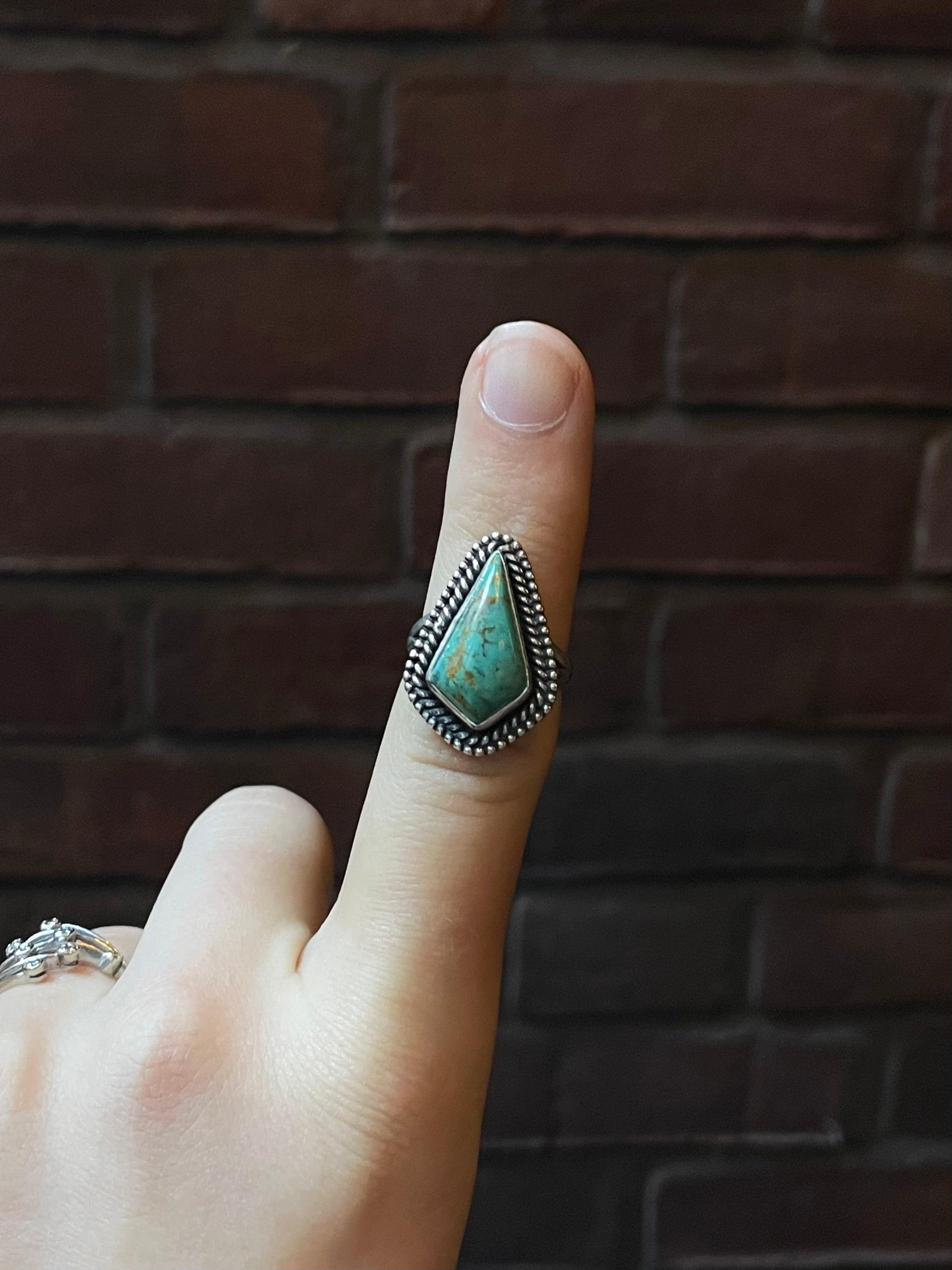 Kingman Turquoise Ring | Sterling Silver | Size 7 | A761