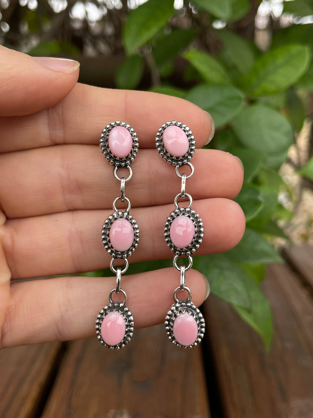 Pink Conch Drop Stud Earrings | 925 Sterling Silver B974