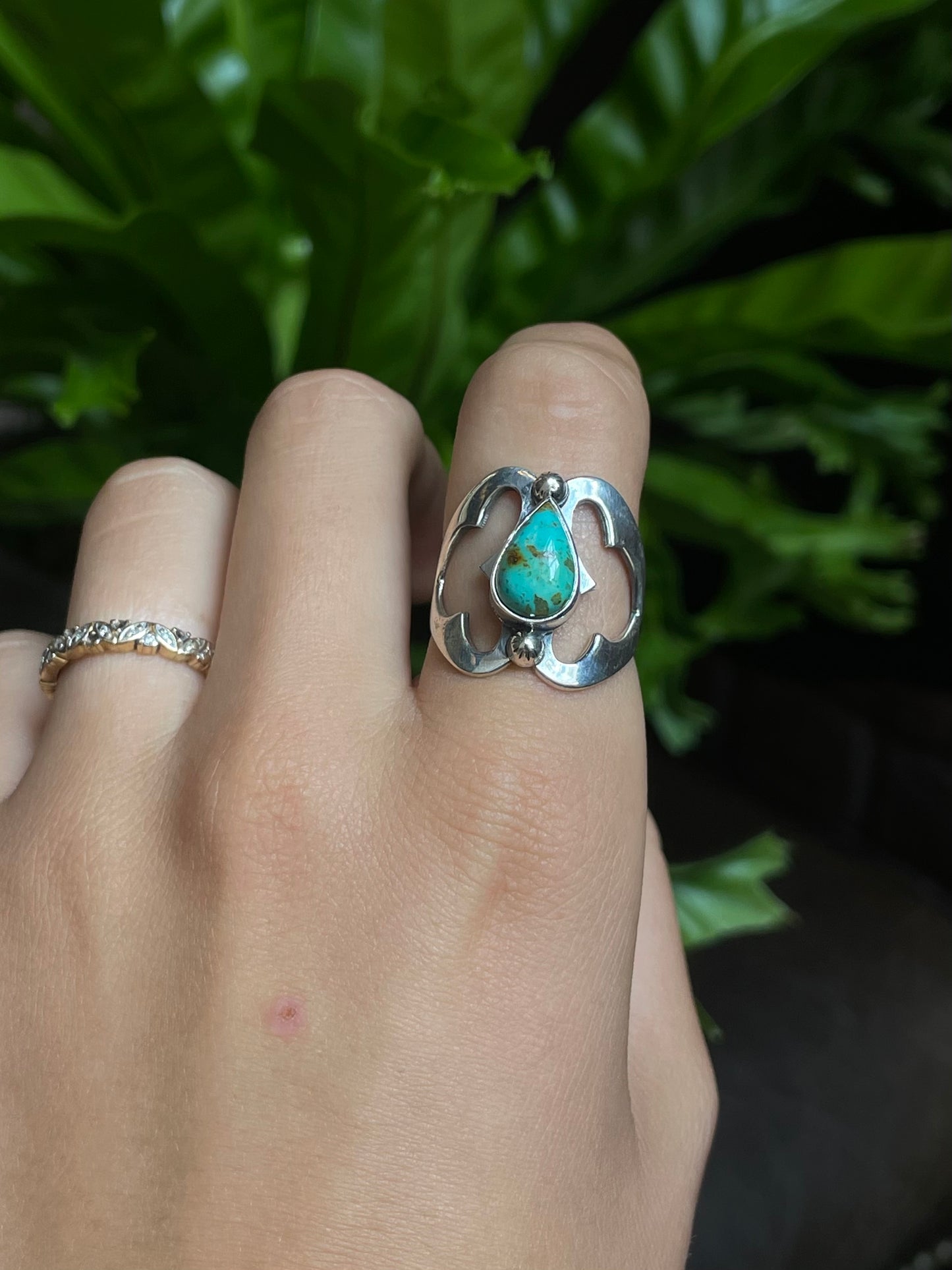 Kingman Turquoise Teardrop Ring | Sterling Silver | Size 9.5 G311