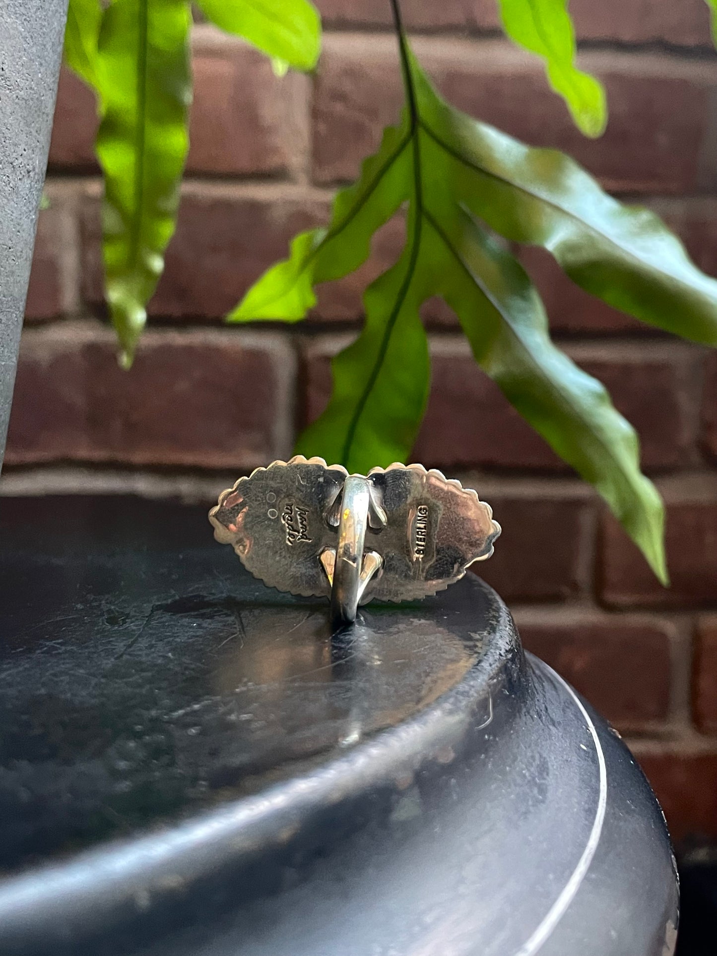 Spiny Oyster Feather Ring Size 8 | 925 Sterling Silver C572
