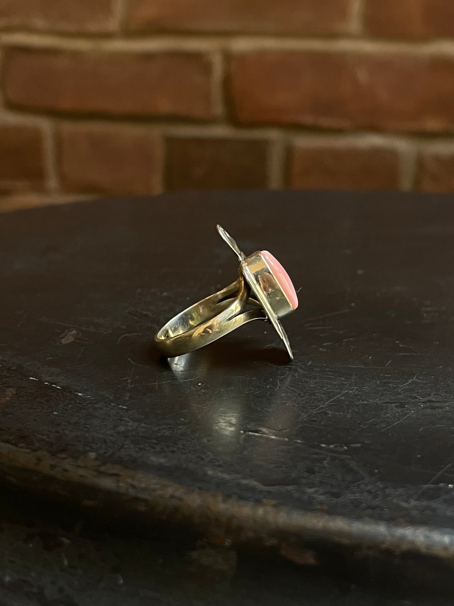 Pink Conch Thunderbird Ring Size 9 | Sterling Silver E921