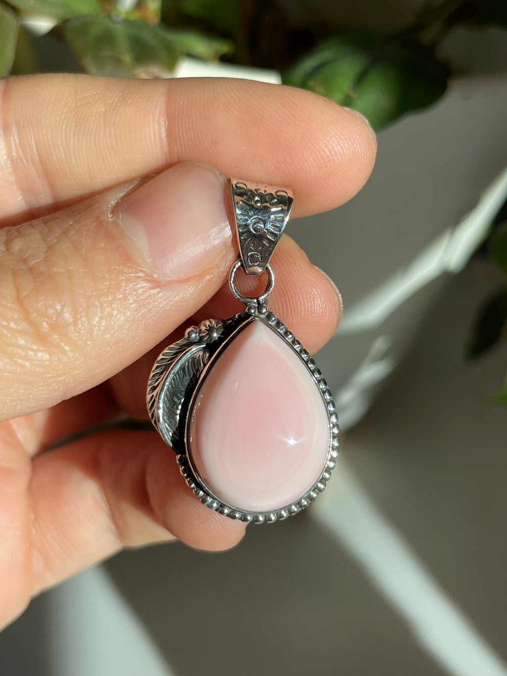 Pink Conch Teardrop Pendant | Sterling Silver 925 B802