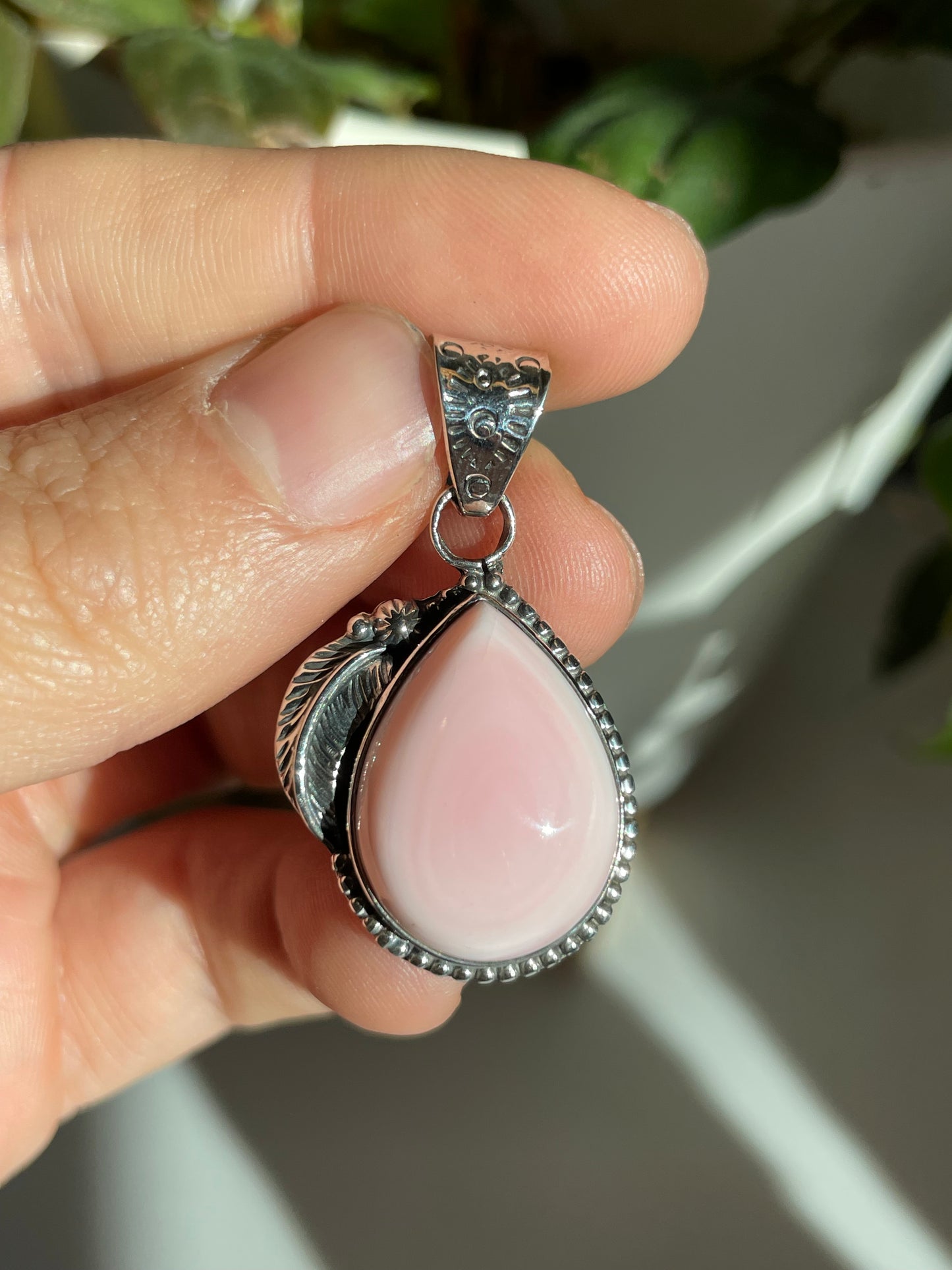 Pink Conch Teardrop Pendant | Sterling Silver 925 B802