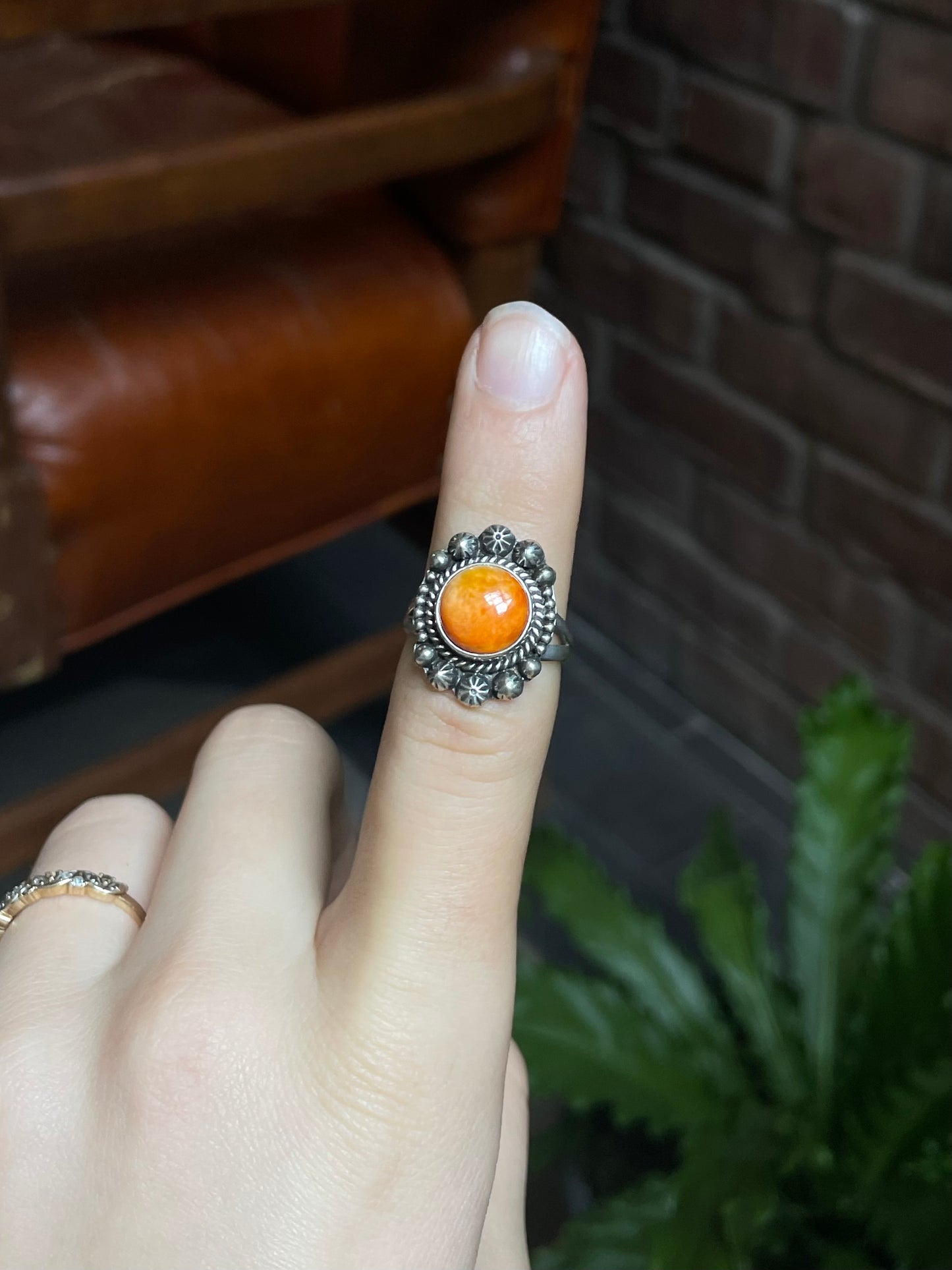 Spiny Oyster Ring | Sterling Silver | Size 7 | A025