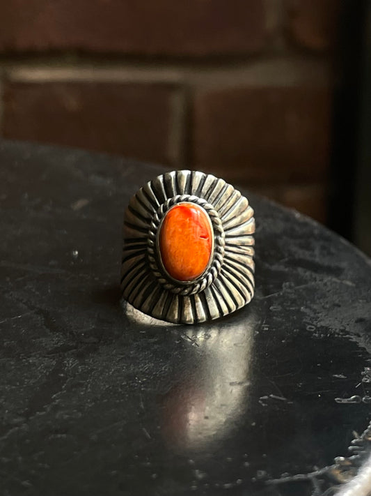 Spiny Oyster Sunburst Ring Size 9 | 925 Sterling Silver E311