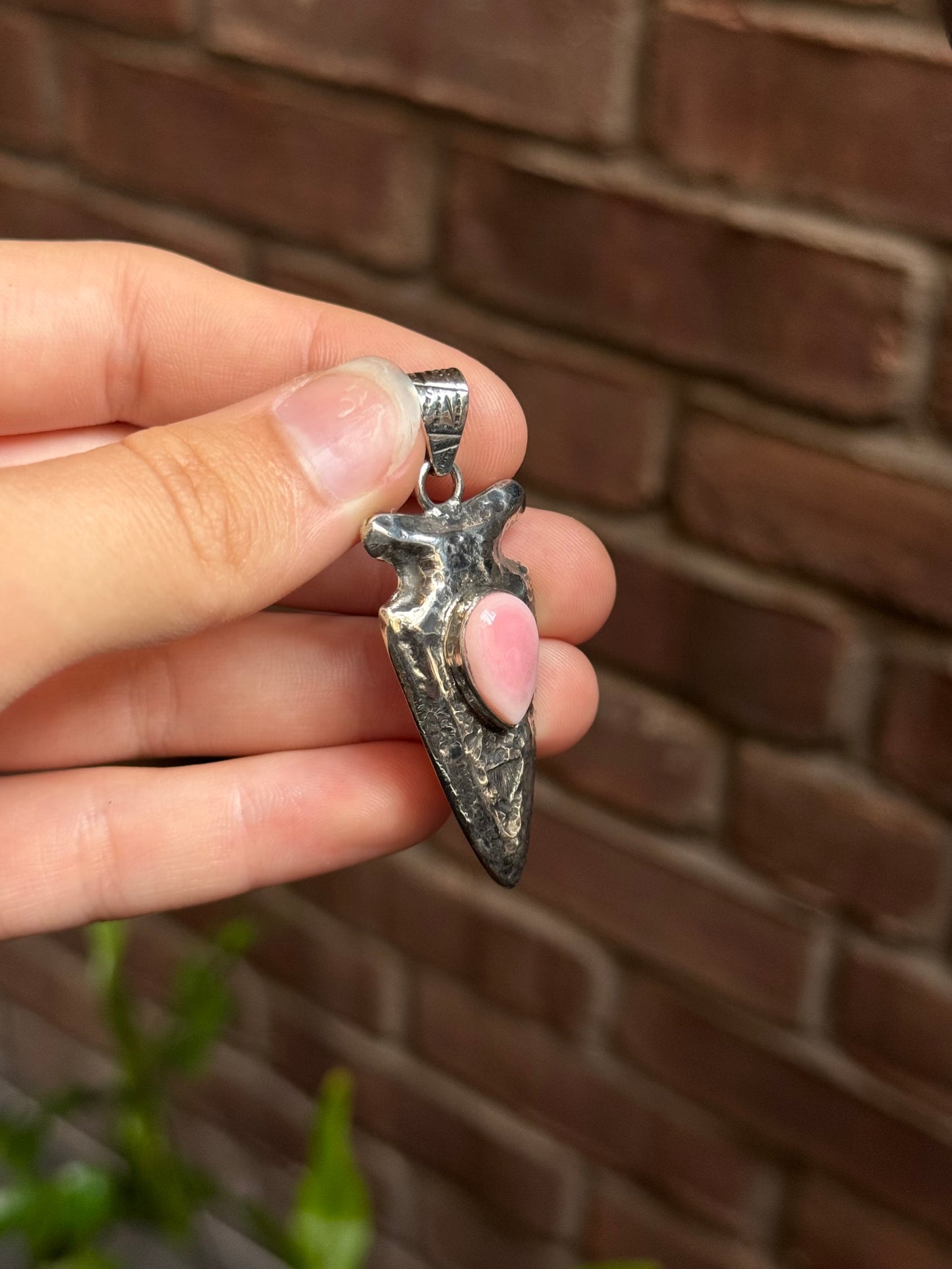 Pink Conch Pendant | Sterling Silver 925 Arrowhead Design | C370