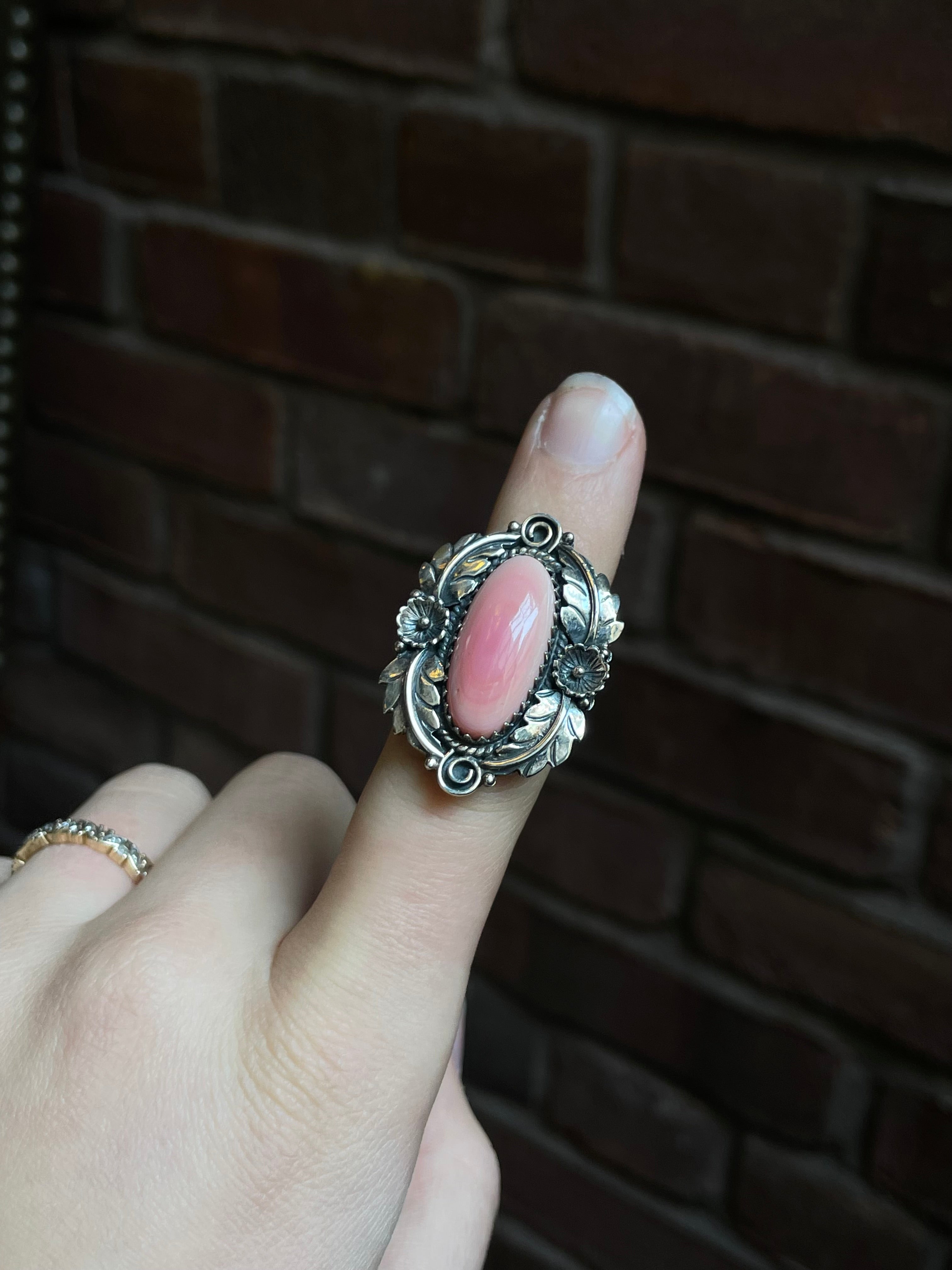 Pink Conch Floral Ring Size 6 | 925 Sterling Silver Southwest E154