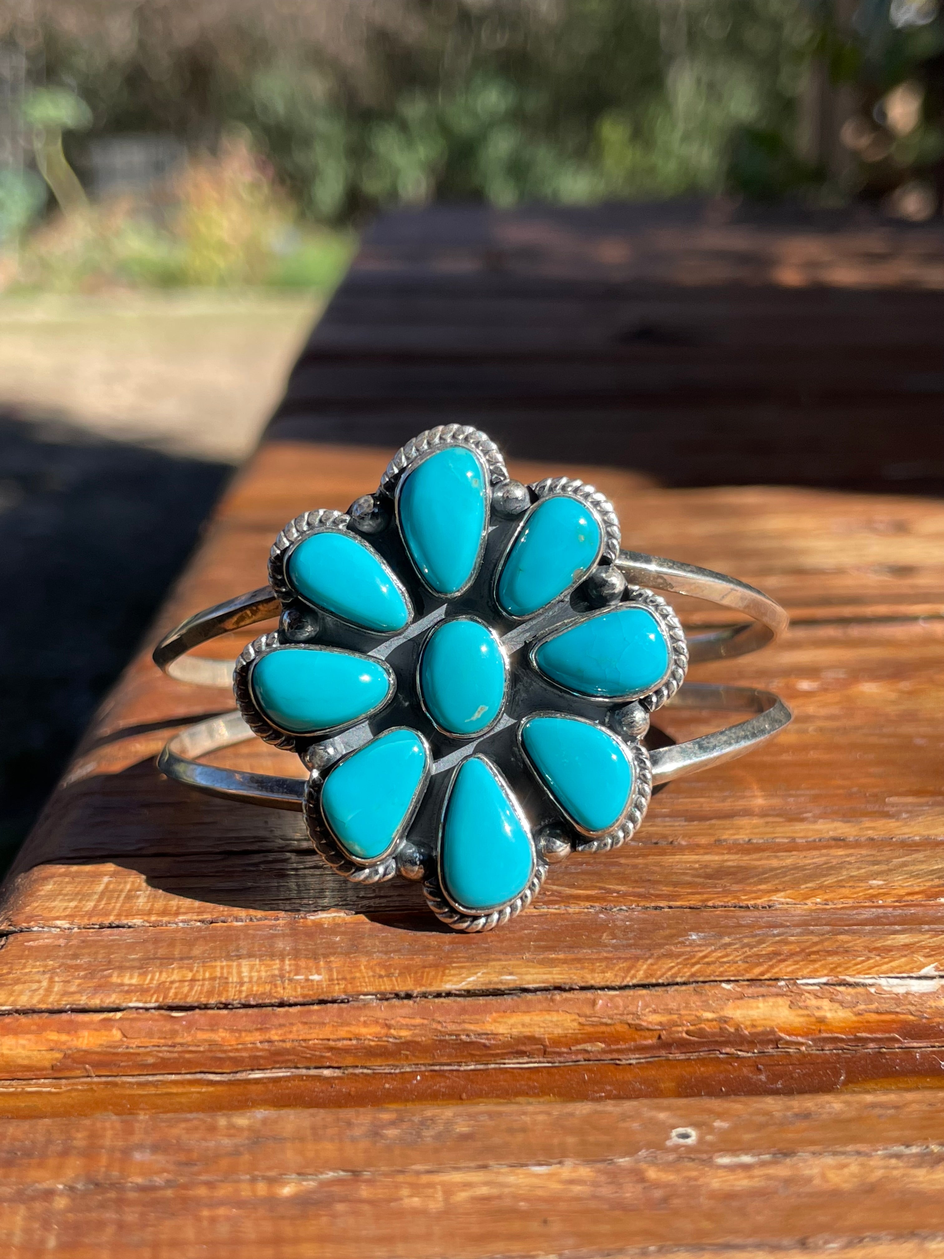 Kingman Turquoise Cluster Flower Cuff | 925 Sterling Silver | B9508 B883