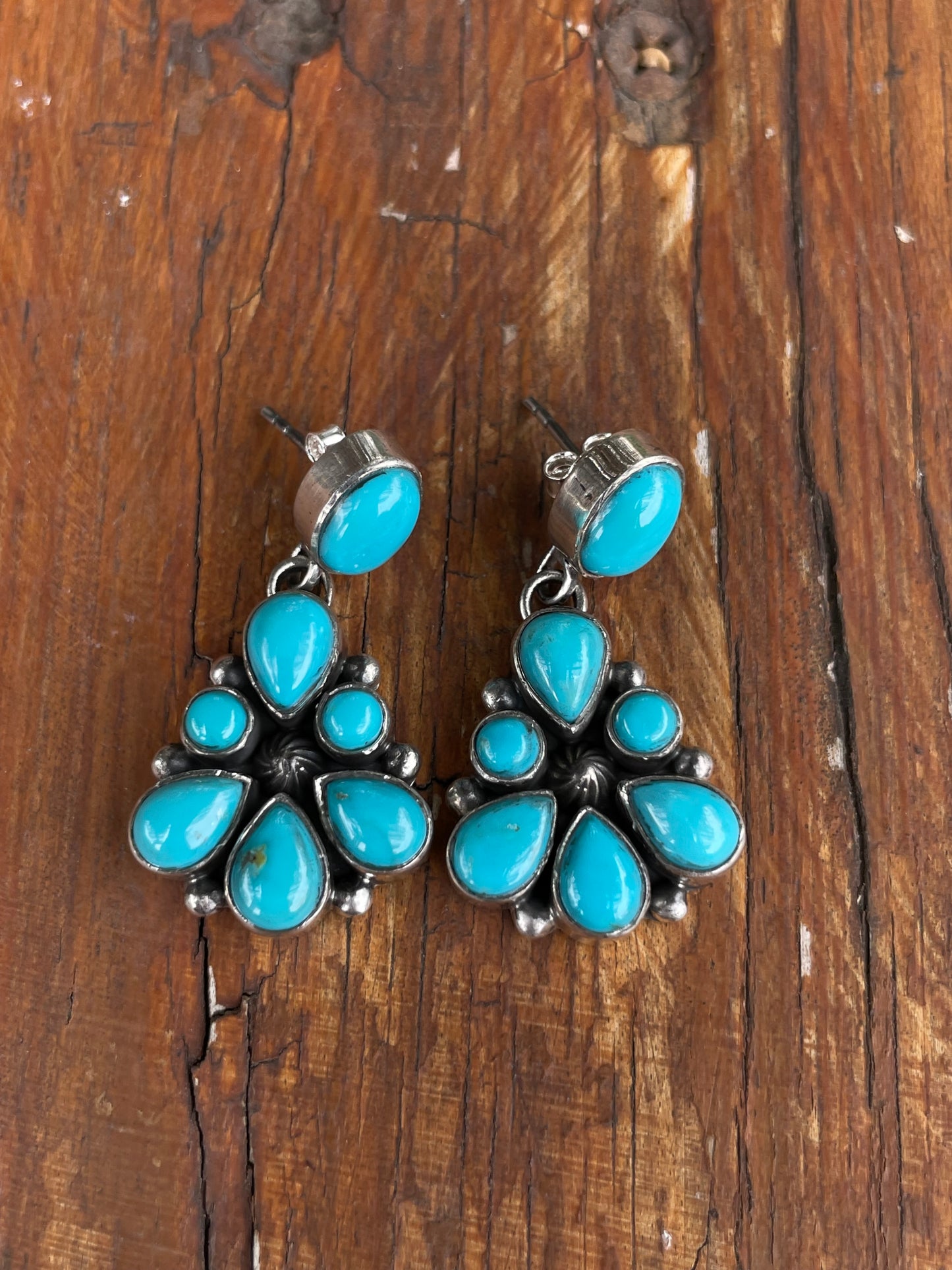 Kingman Turquoise Cluster Stud Earrings | 925 Sterling Silver B970