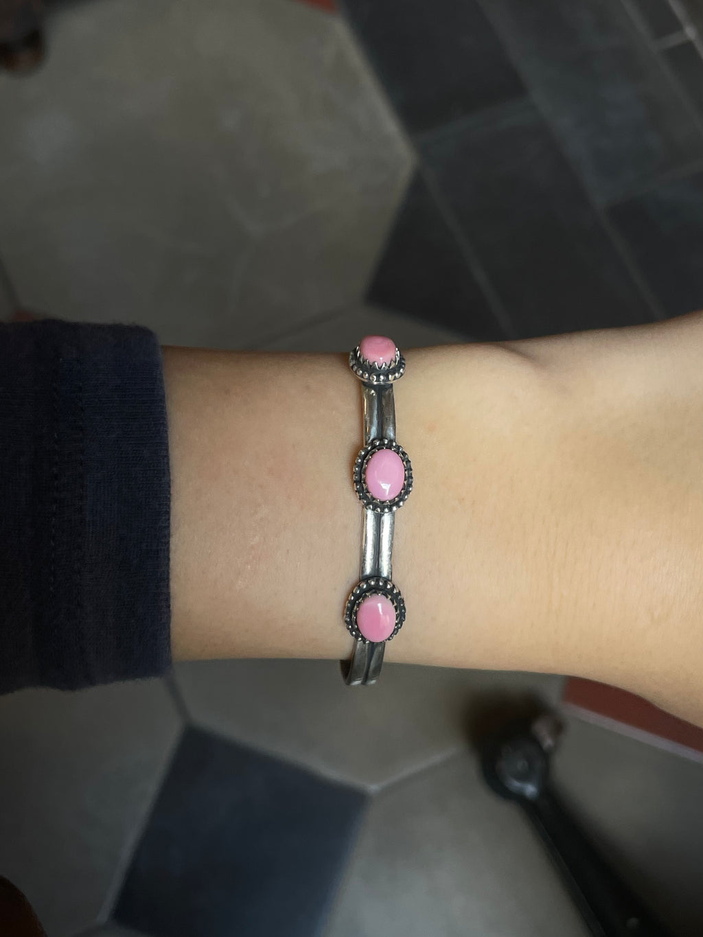 Pink Conch Cuff Bracelet | Three Stone Sterling Silver E683