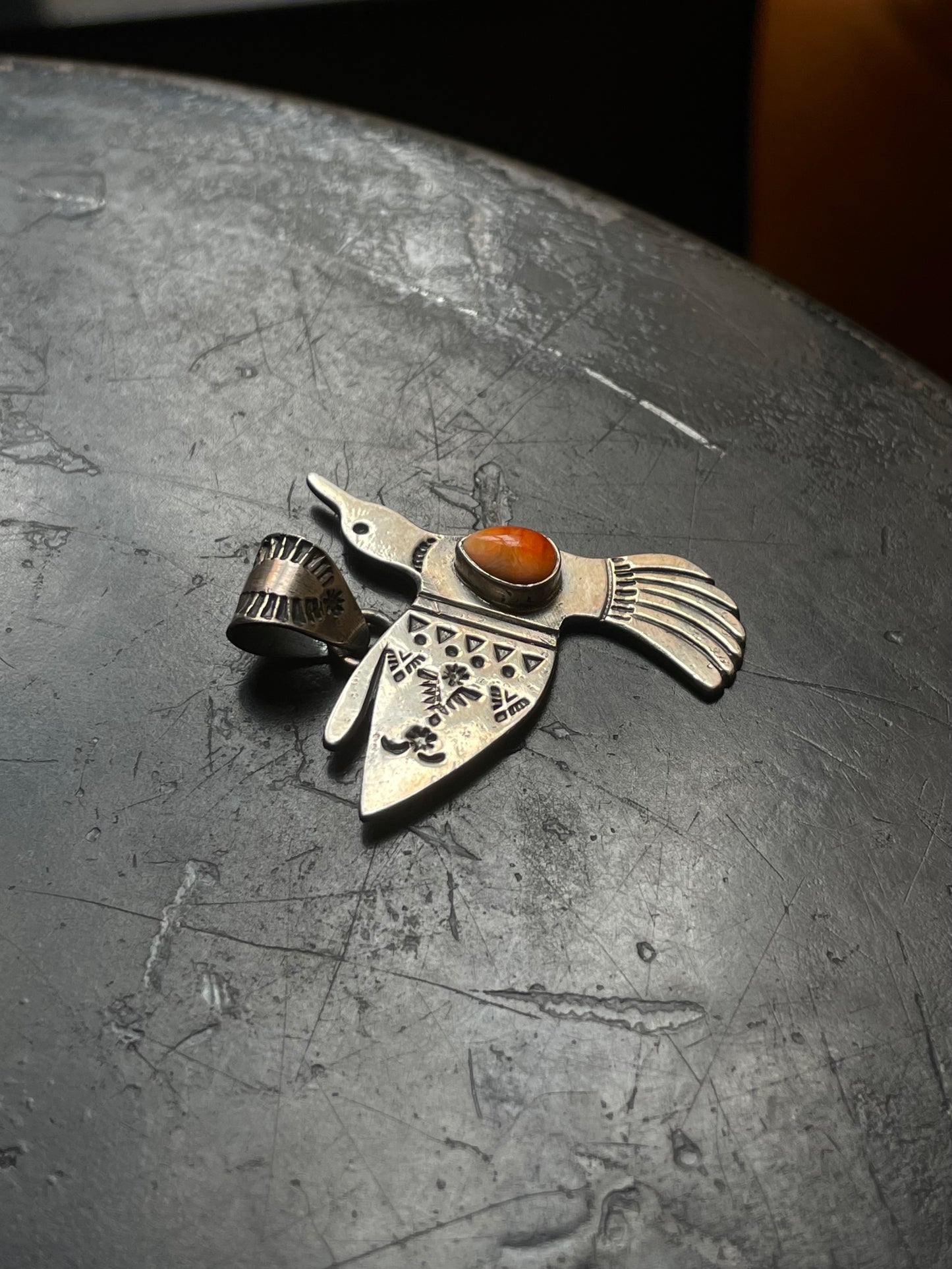 Spiny Oyster Hummingbird Pendant | 925 Sterling Silver E529