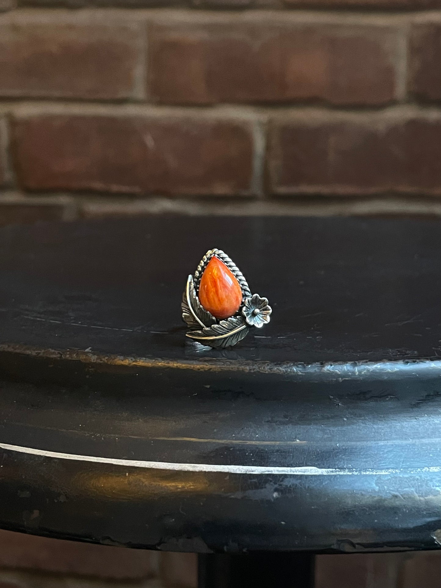 Spiny Oyster Floral Ring Size 7 | 925 Sterling Silver C558