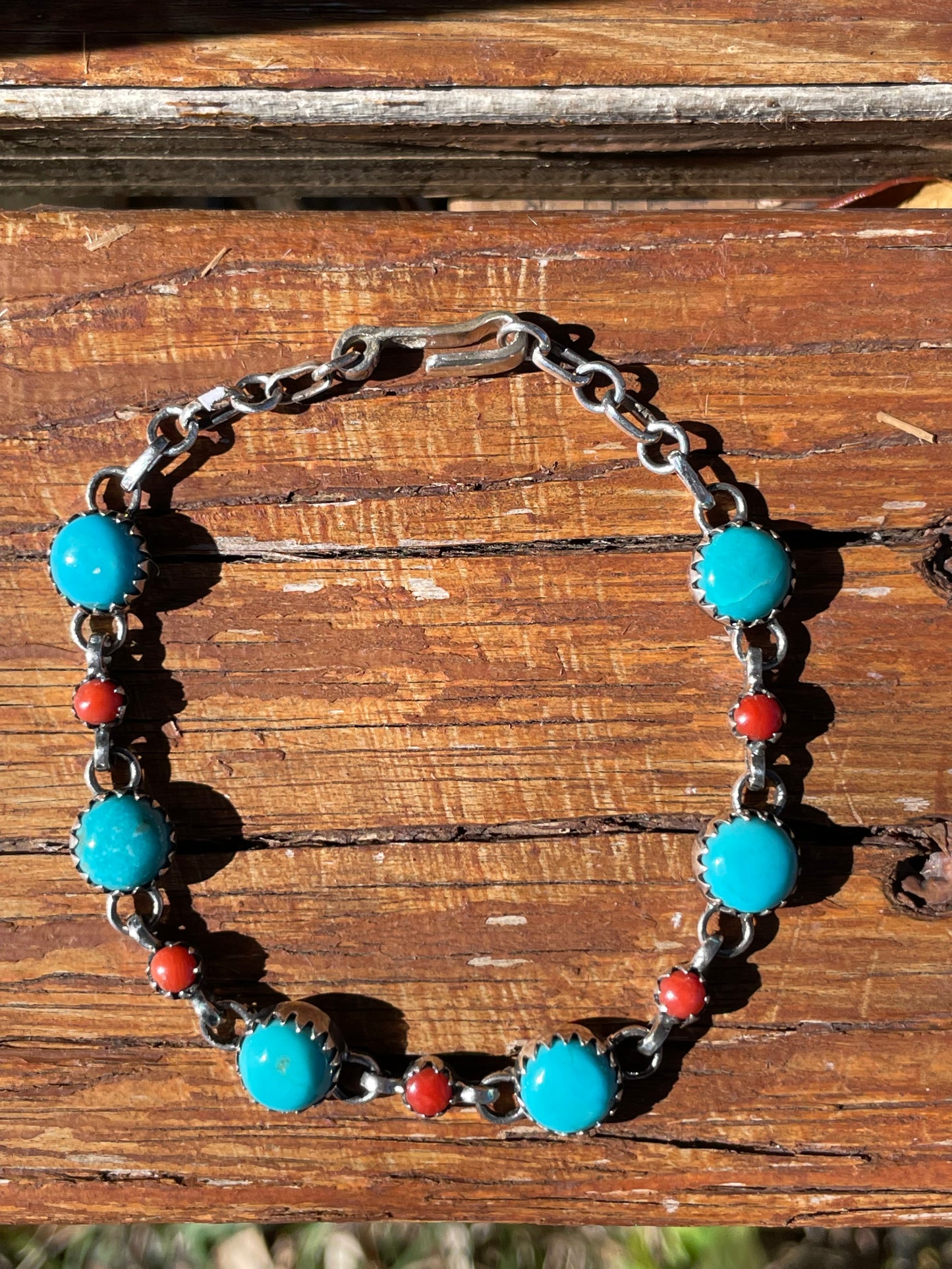 Kingman Turquoise and Italian Coral Link Bracelet | 925 Sterling Silver B918