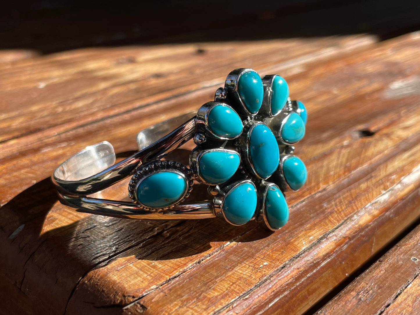 Kingman Turquoise Cluster Flower Cuff | 925 Sterling Silver | B9508 B884