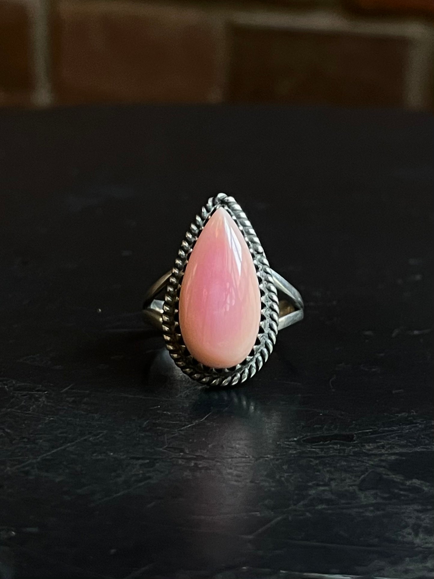 Pink Conch Tear Drop Ring | 925 Sterling Silver Size 9 E465