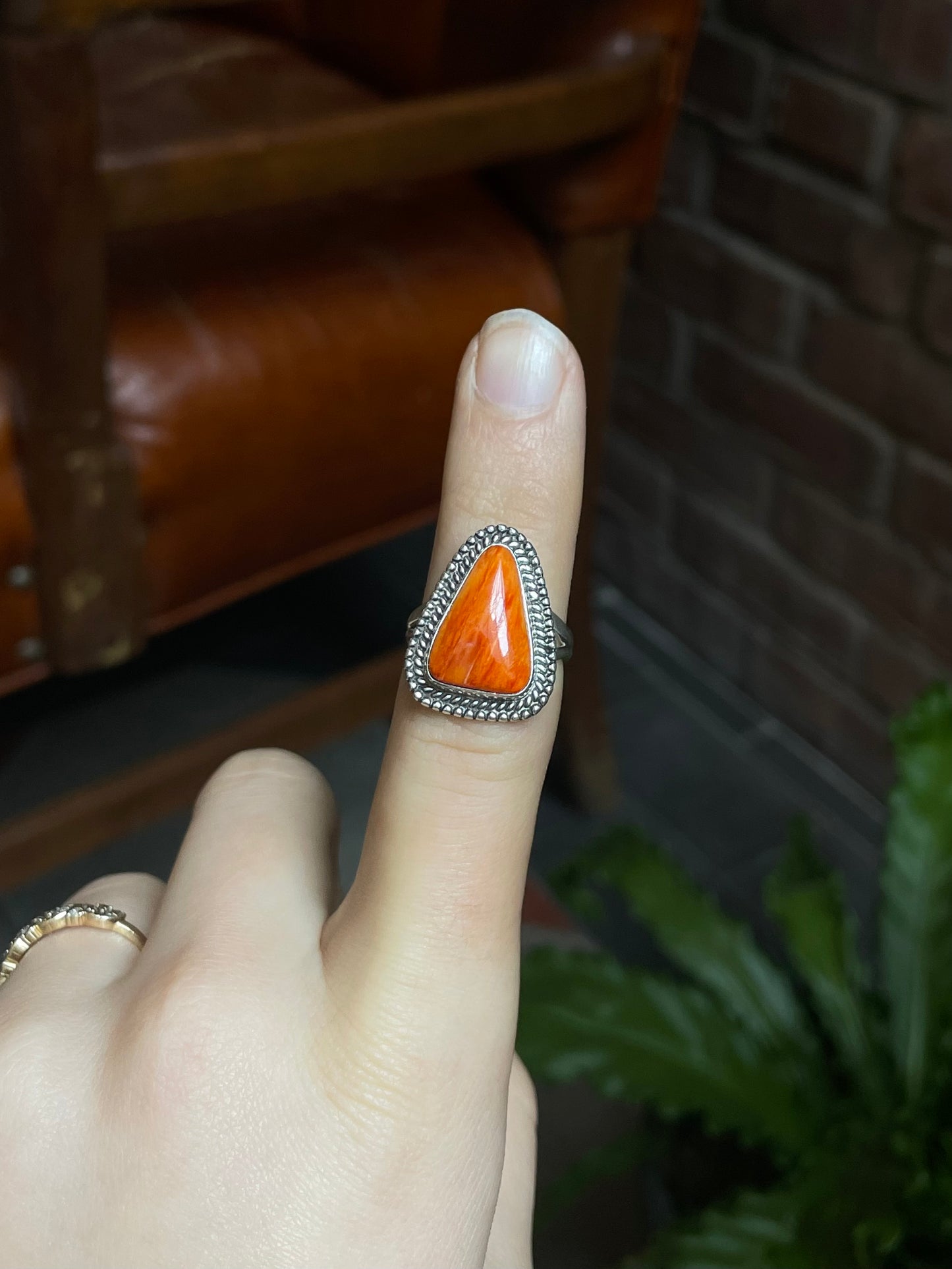 Spiny Oyster Twisted Wire Ring | Sterling Silver | Size 7 | A453