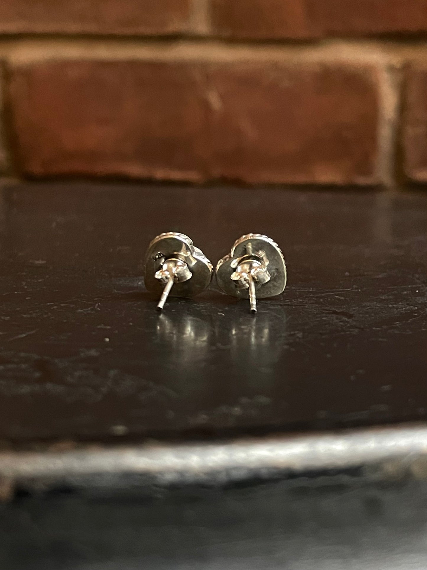 Pink Conch Heart Stud Earrings | 925 Sterling Silver G178