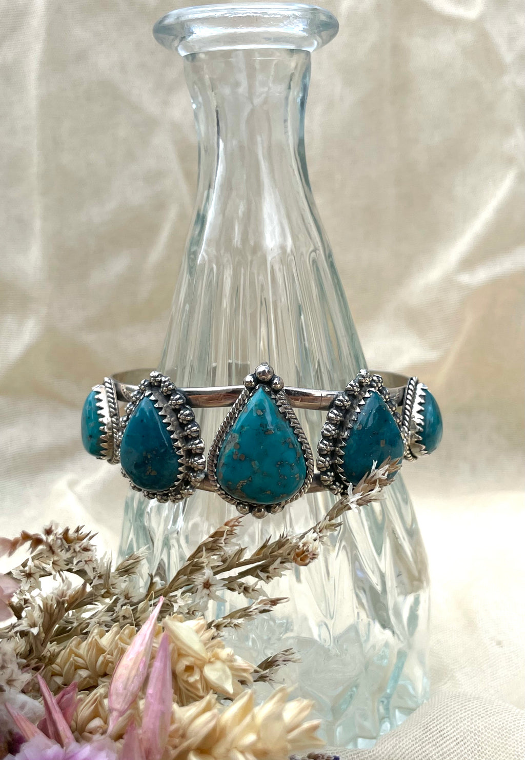 Turquoise Teardrop Cuff Bracelet | 925 Sterling Silver D276