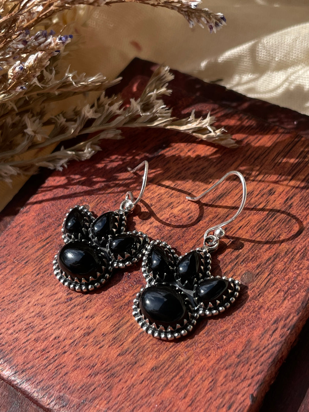 Black Onyx Paw Earrings | 925 Sterling Silver Hook E399