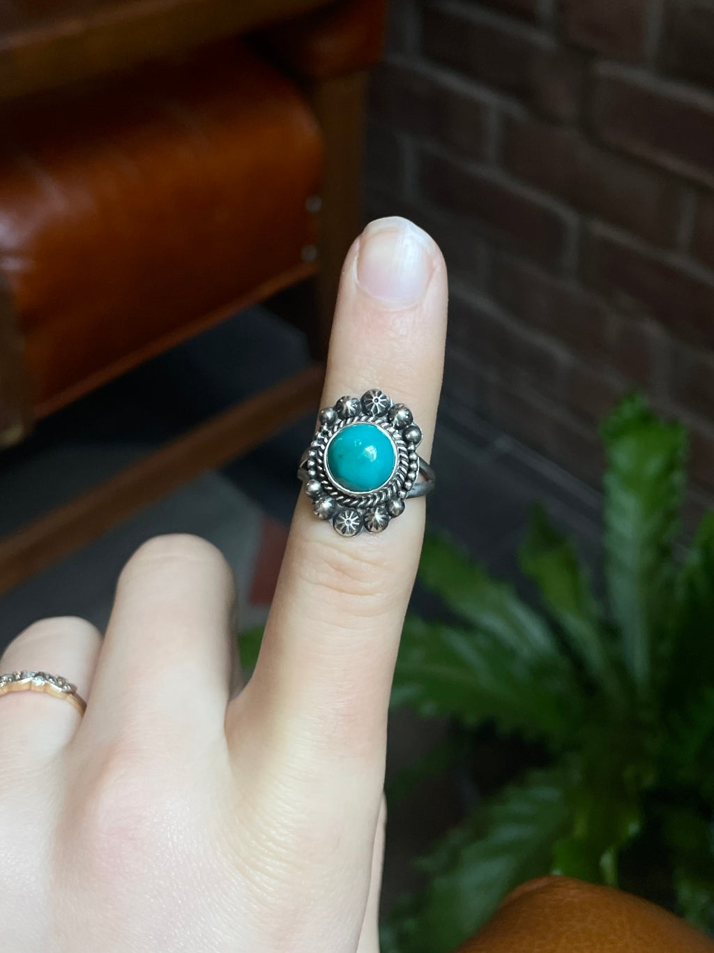Kingman Turquoise Round Ring | Sterling Silver | Size 7 | A027