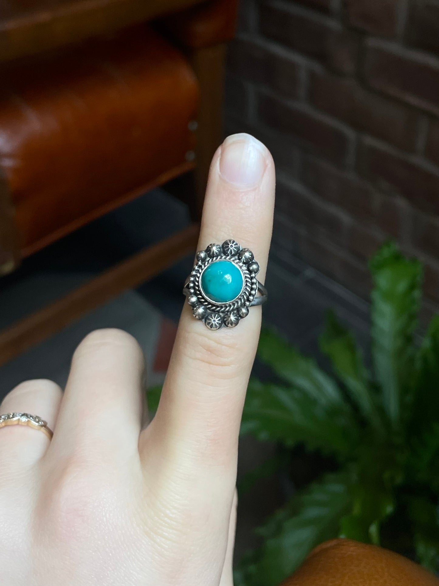 Kingman Turquoise Round Ring | Sterling Silver | Size 7 | A027