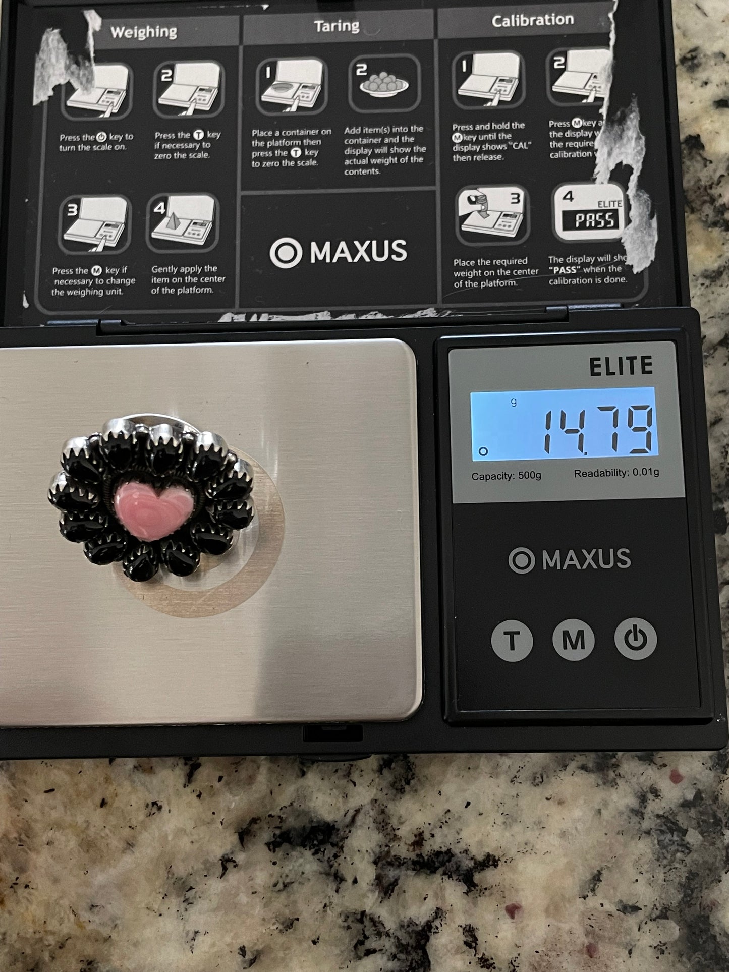 Pink Conch & Black Onyx Cluster Ring | 925 Sterling Silver | Size 6 E318