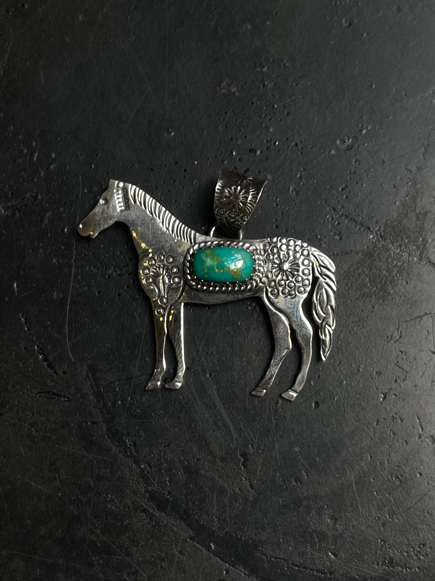 Kingman Turquoise Horse Pendant | 925 Sterling Silver E246