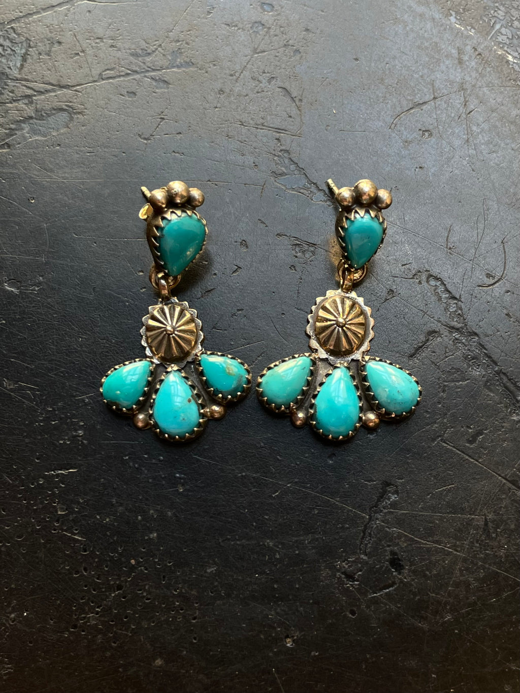 Kingman Turquoise Stud Earrings | 925 Sterling Silver G632