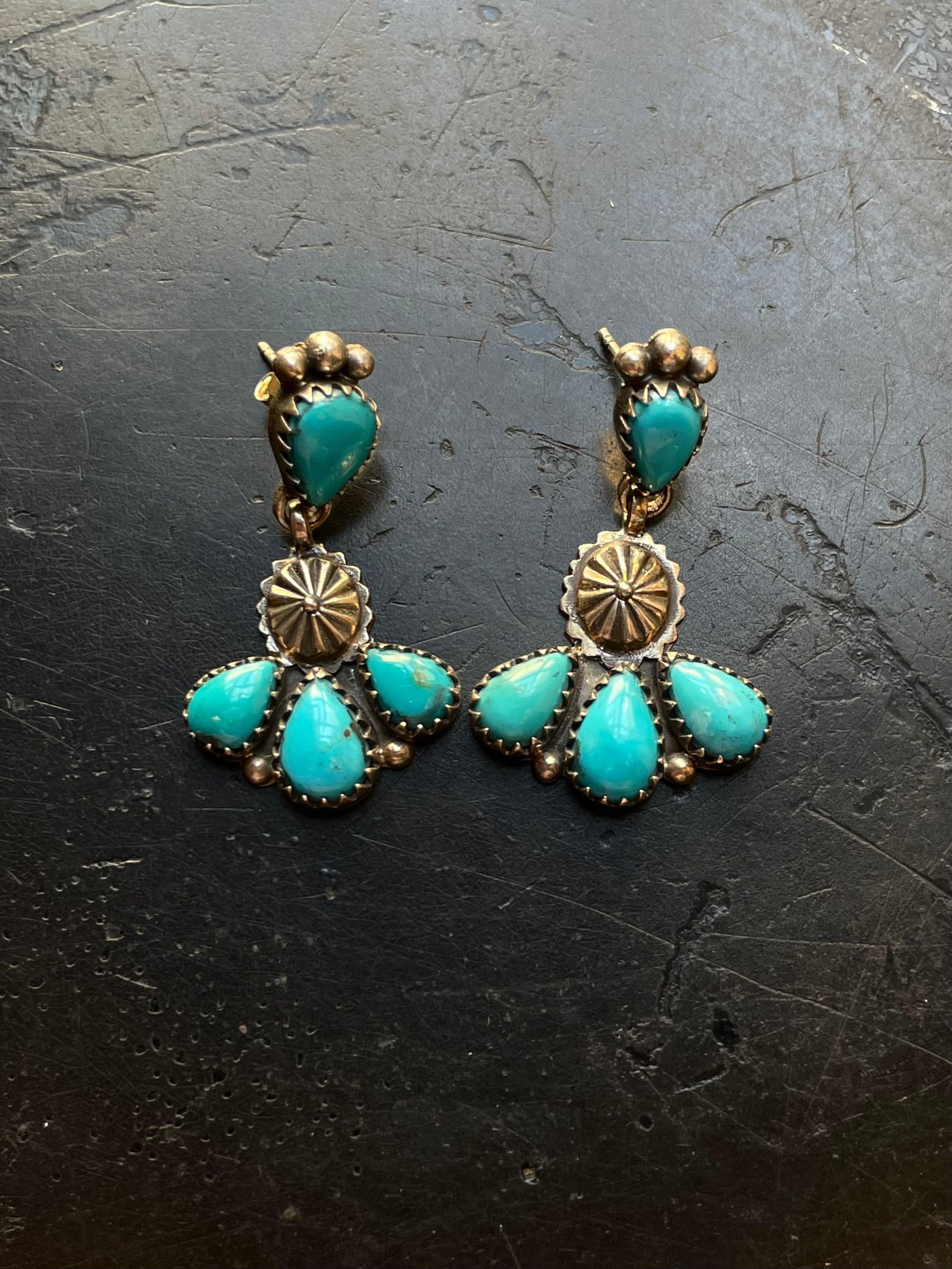 Kingman Turquoise Stud Earrings | 925 Sterling Silver G632