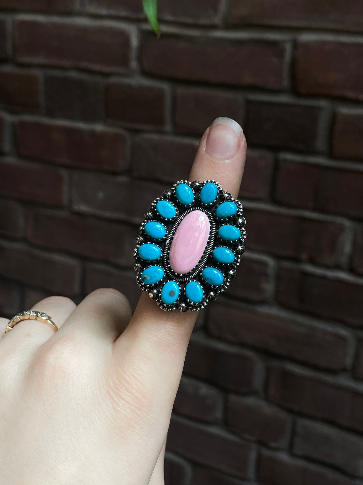 Pink Conch & Kingman Turquoise Cluster Ring | 925 Sterling Silver | Size 8 E322