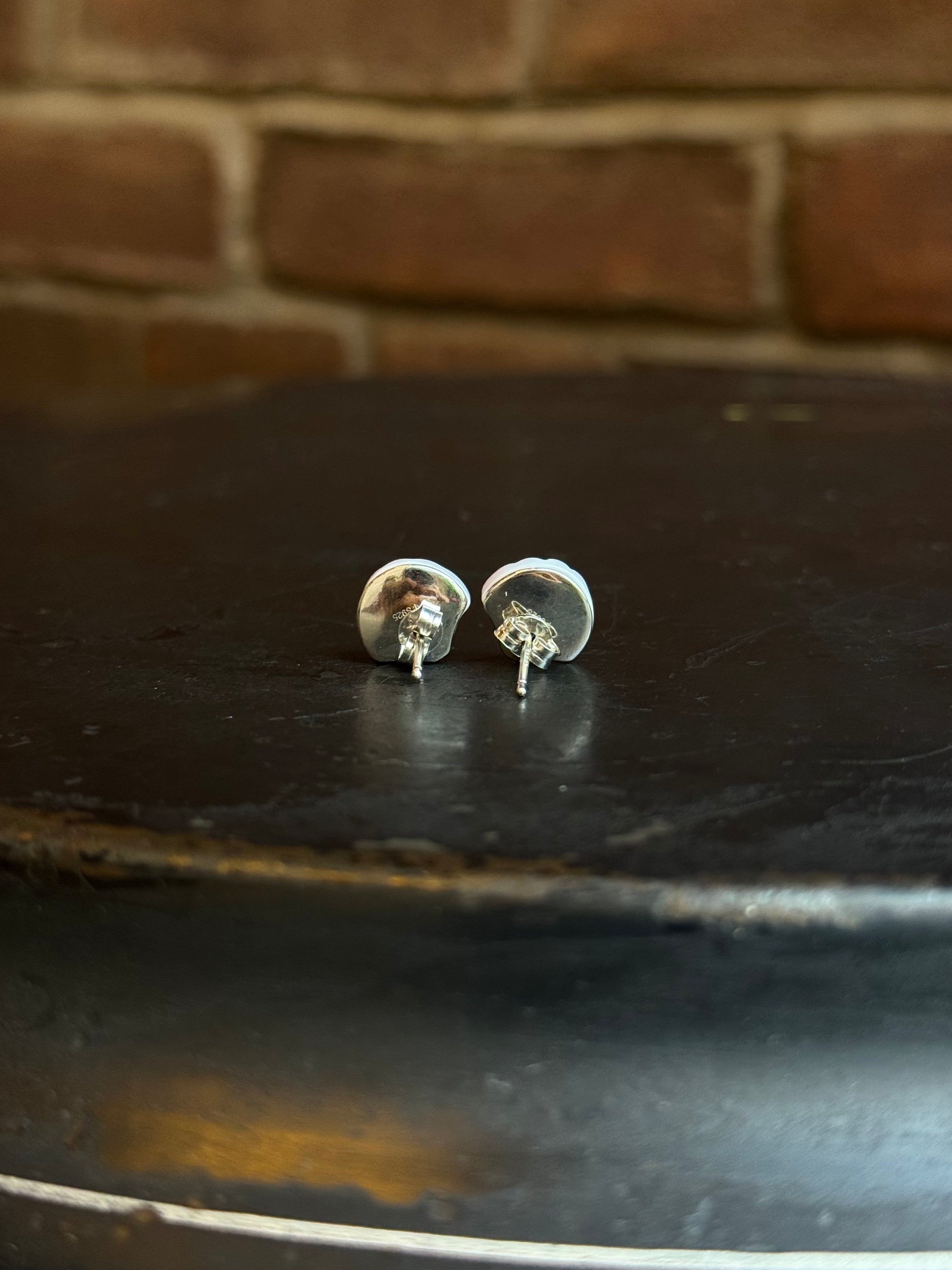 Pink Conch Sea Shell Stud Earrings | 925 Sterling Silver C275