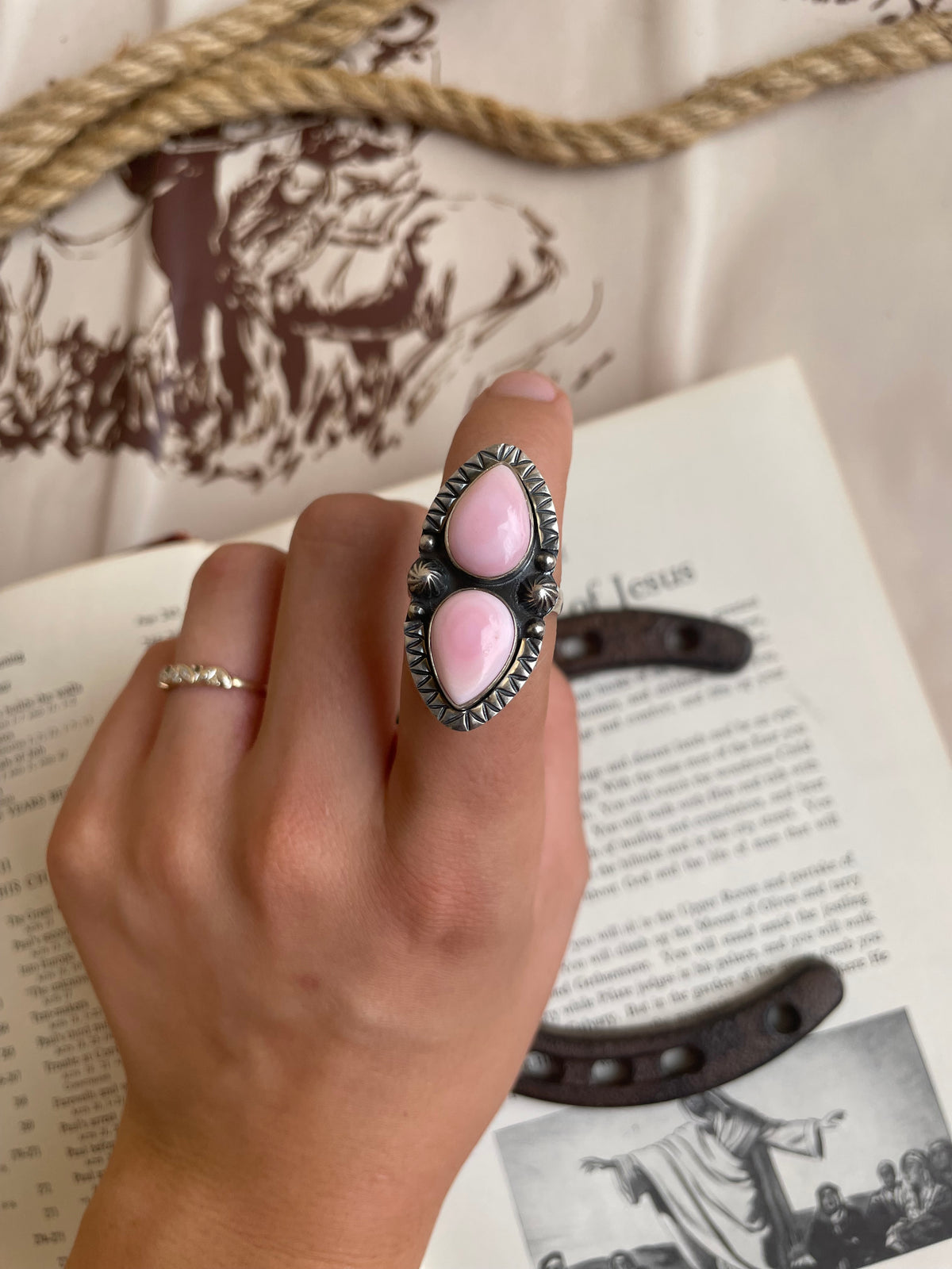 Pink Conch Tear Drop Ring Size 9.25 | 925 Sterling Silver G791