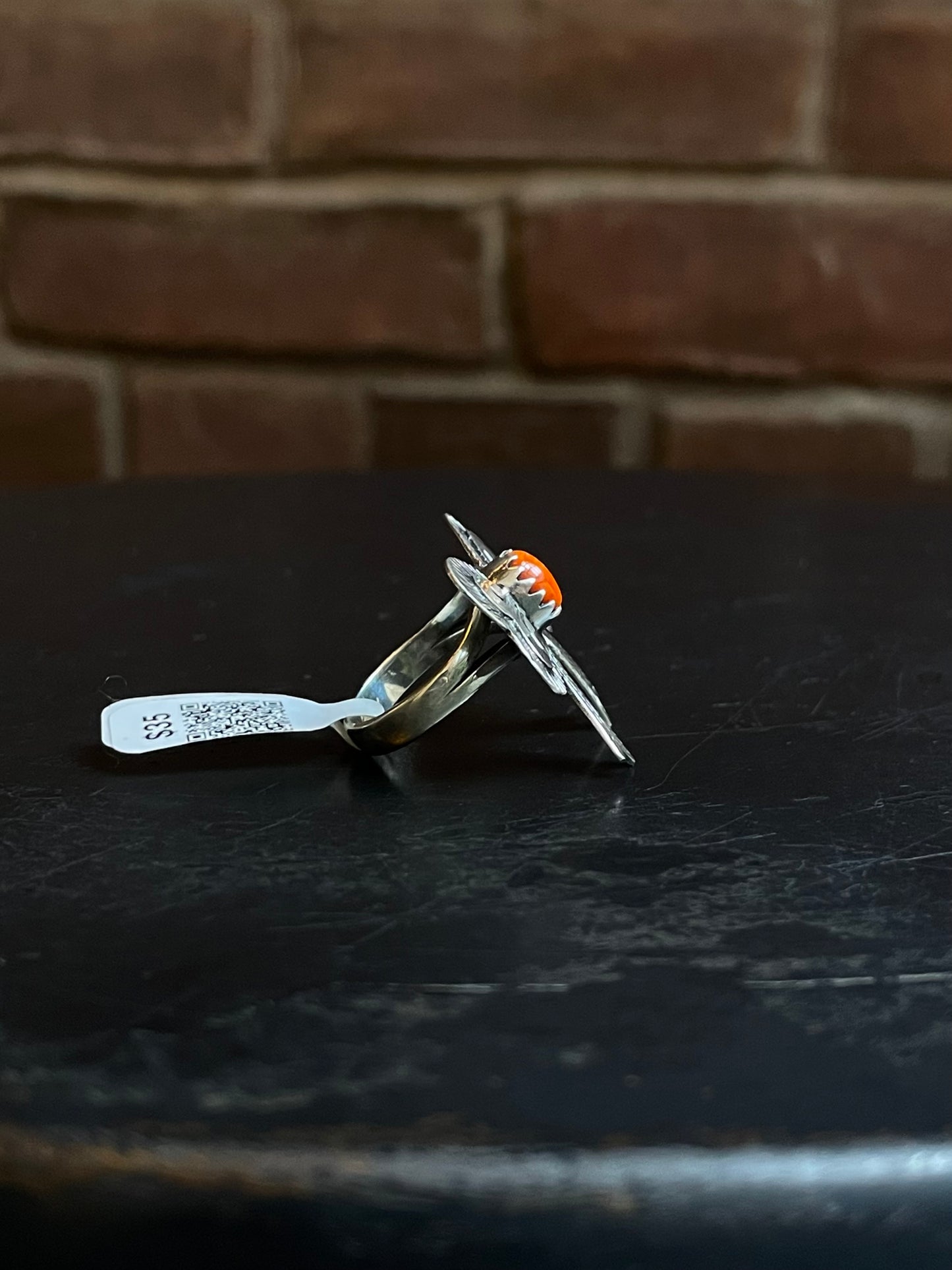 Spiny Oyster Bowtie Ring | Sterling Silver | Size 6 | A091