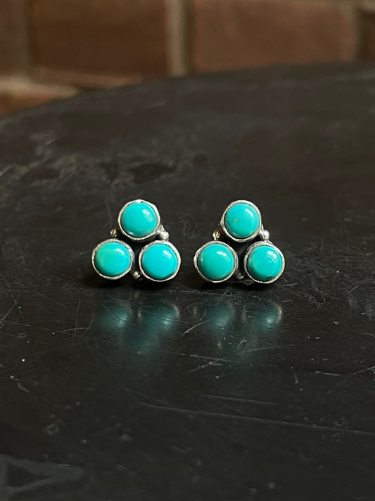 Kingman Turquoise Cluster Stud Earrings | 925 Sterling Silver E812