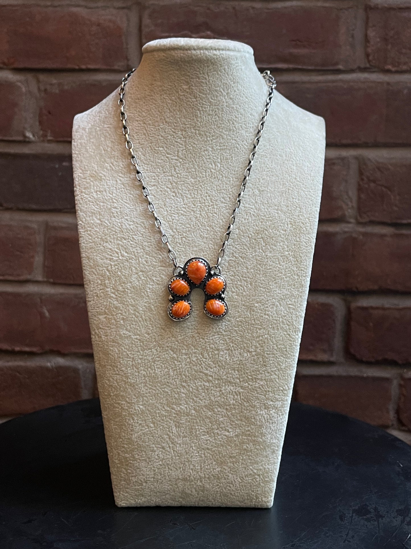 Spiny Oyster Naja Necklace | 925 Sterling Silver E354
