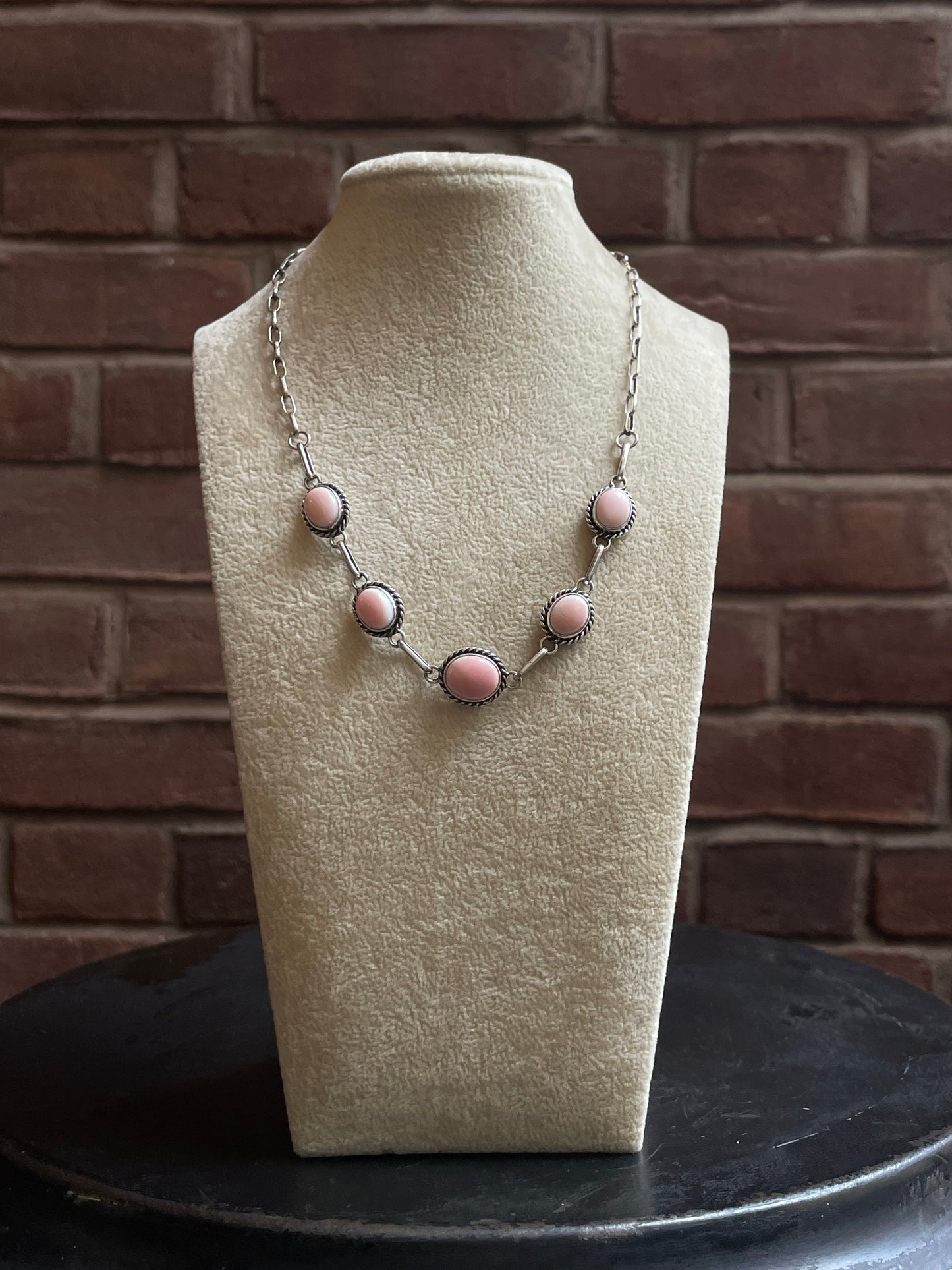 Pink Conch Necklace | Graduated Oval Stations | 925 Silver E583