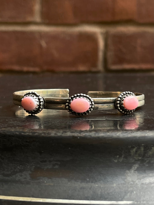 Pink Conch Triple Stone Cuff Bracelet | 925 Sterling Silver E965
