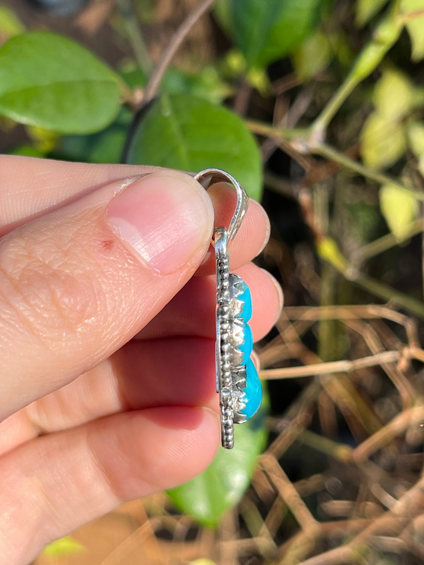 Kingman Turquoise Paw Pendant | 925 Sterling Silver B909
