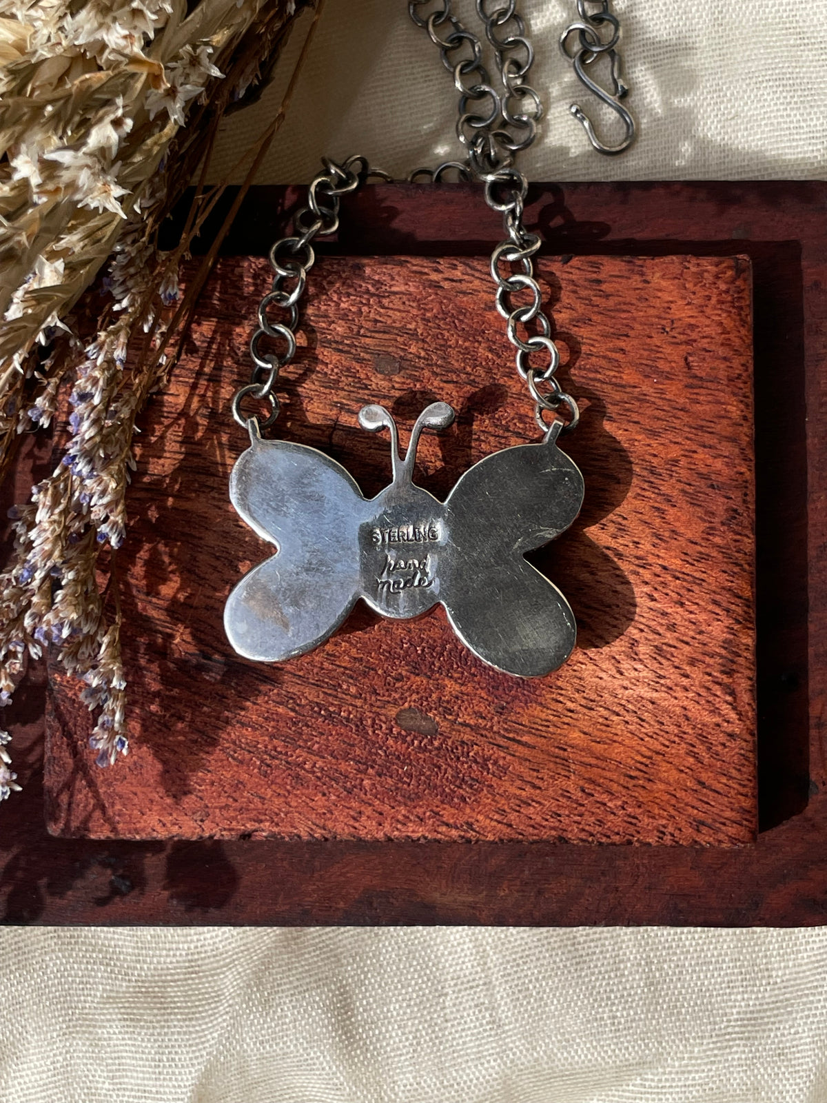 Pink Conch Butterfly Necklace | 925 Sterling Silver D323