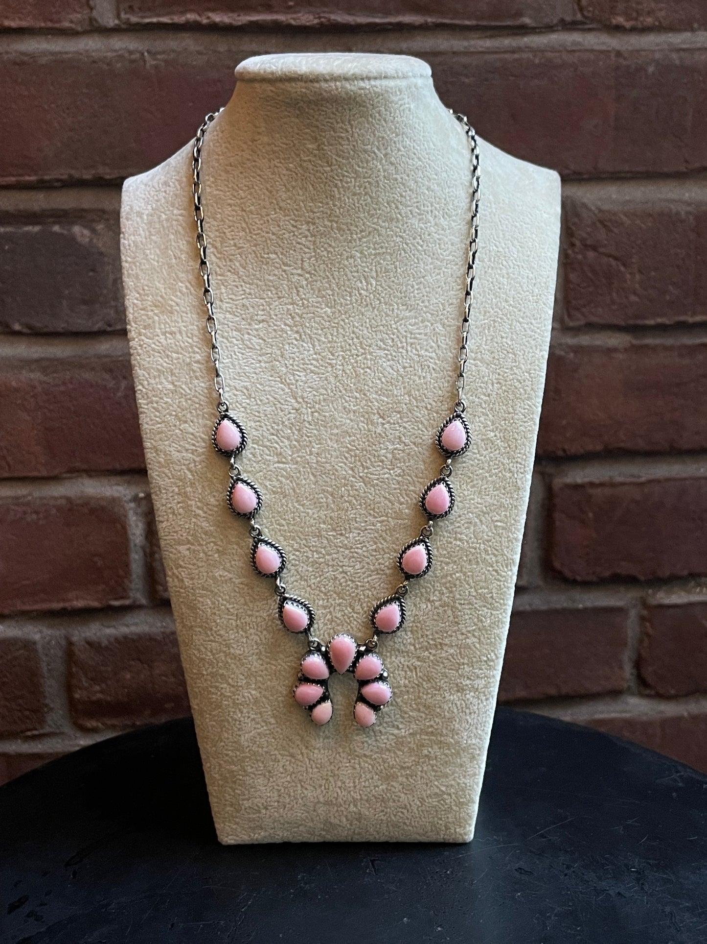Pink Conch Naja Necklace | 925 Sterling Silver E331