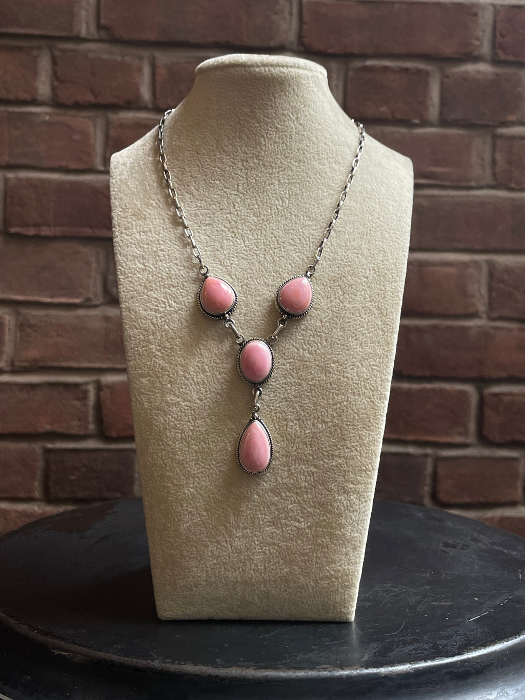 Pink Conch Lariat Necklace | Teardrop Station Drop | 925 Silver E584