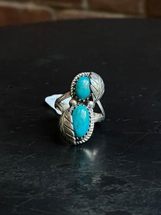 Kingman Turquoise Dual Leaf Ring | Sterling Silver | Size 9 | A240