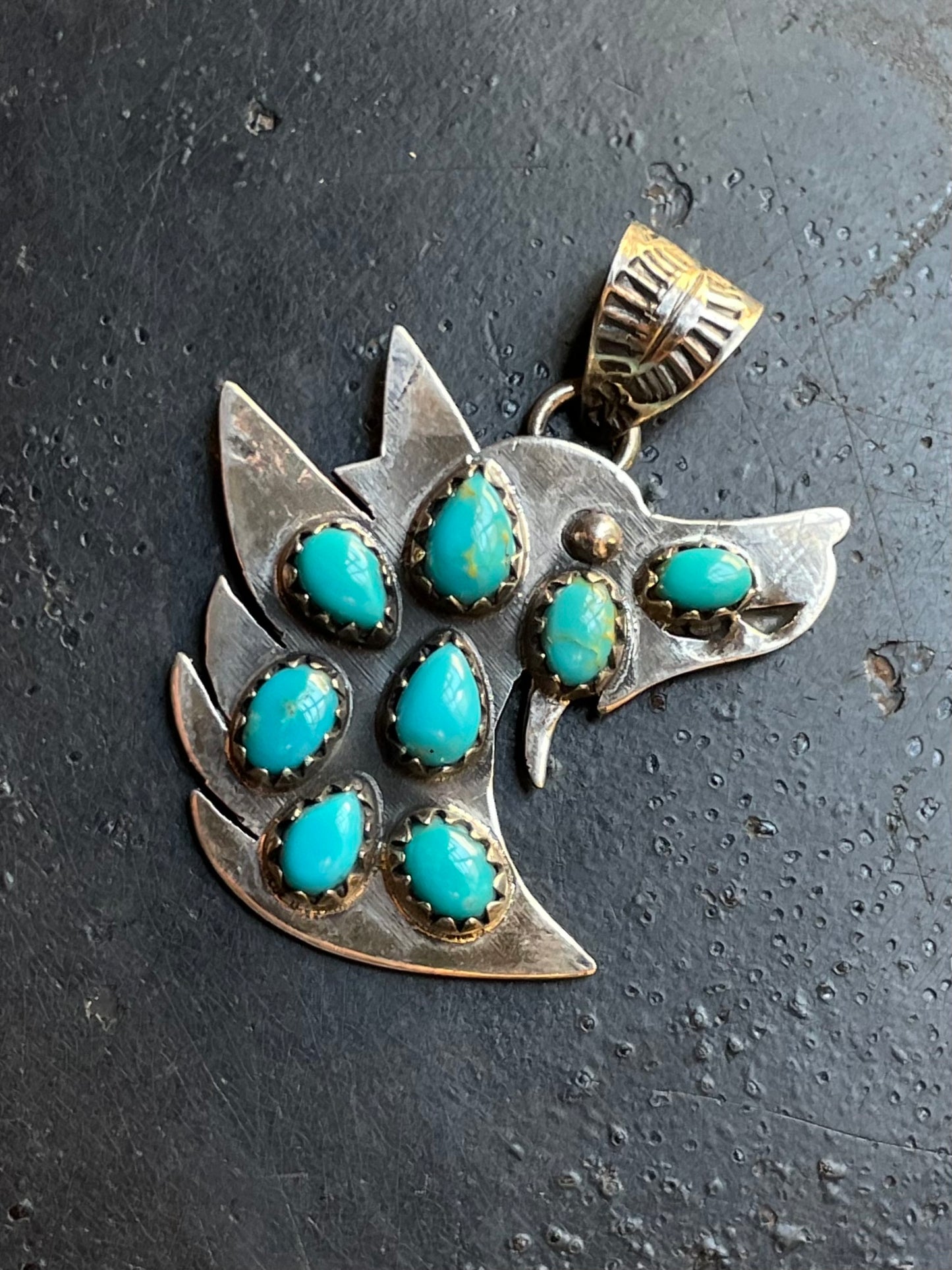 Kingman Turquoise Wolf Head Pendant | Sterling Silver G468